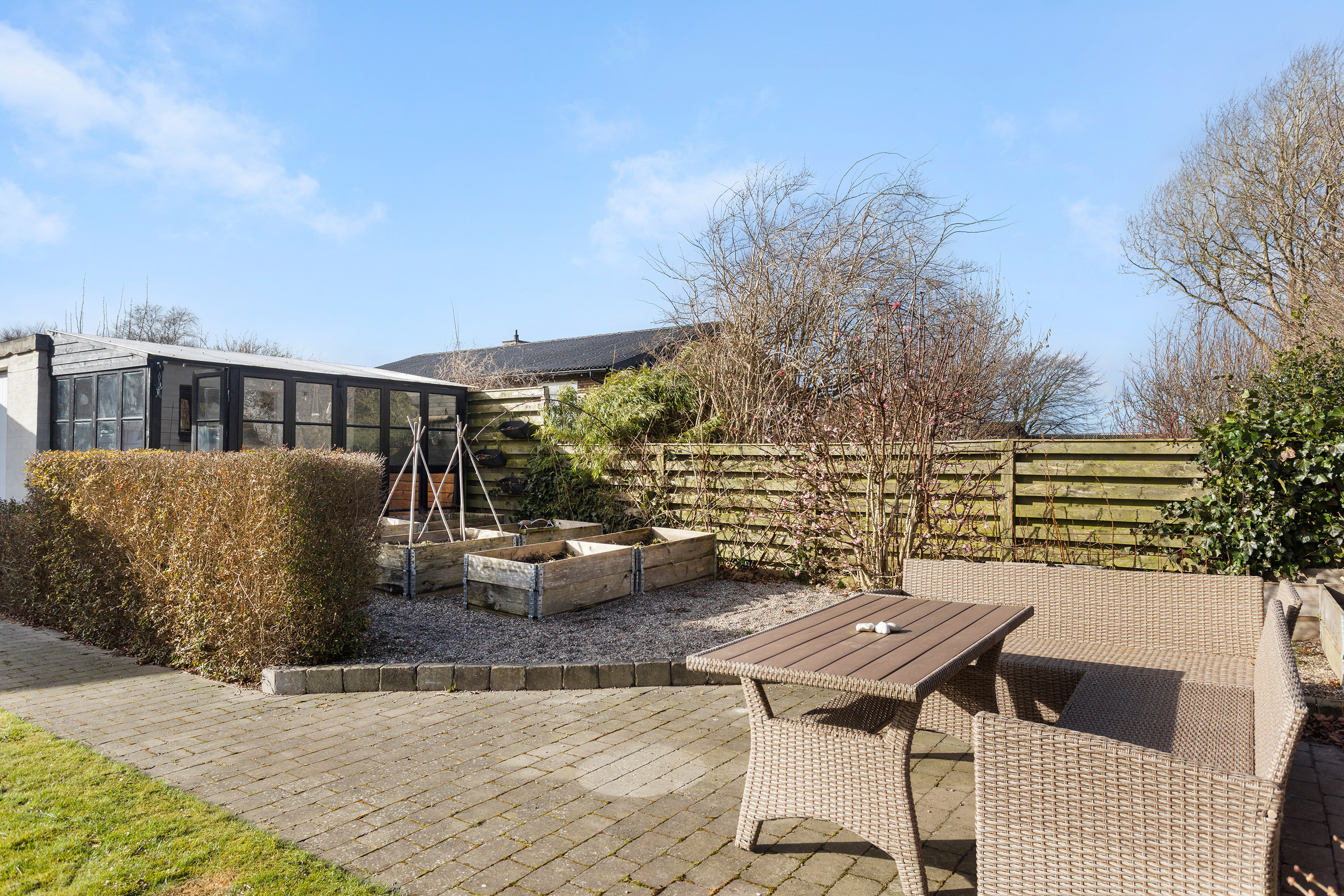 Fremhævet terrasse billede i fuldskærmstilstand. Billede af Gyvelvej 16, Serritslev, 9700 Brønderslev