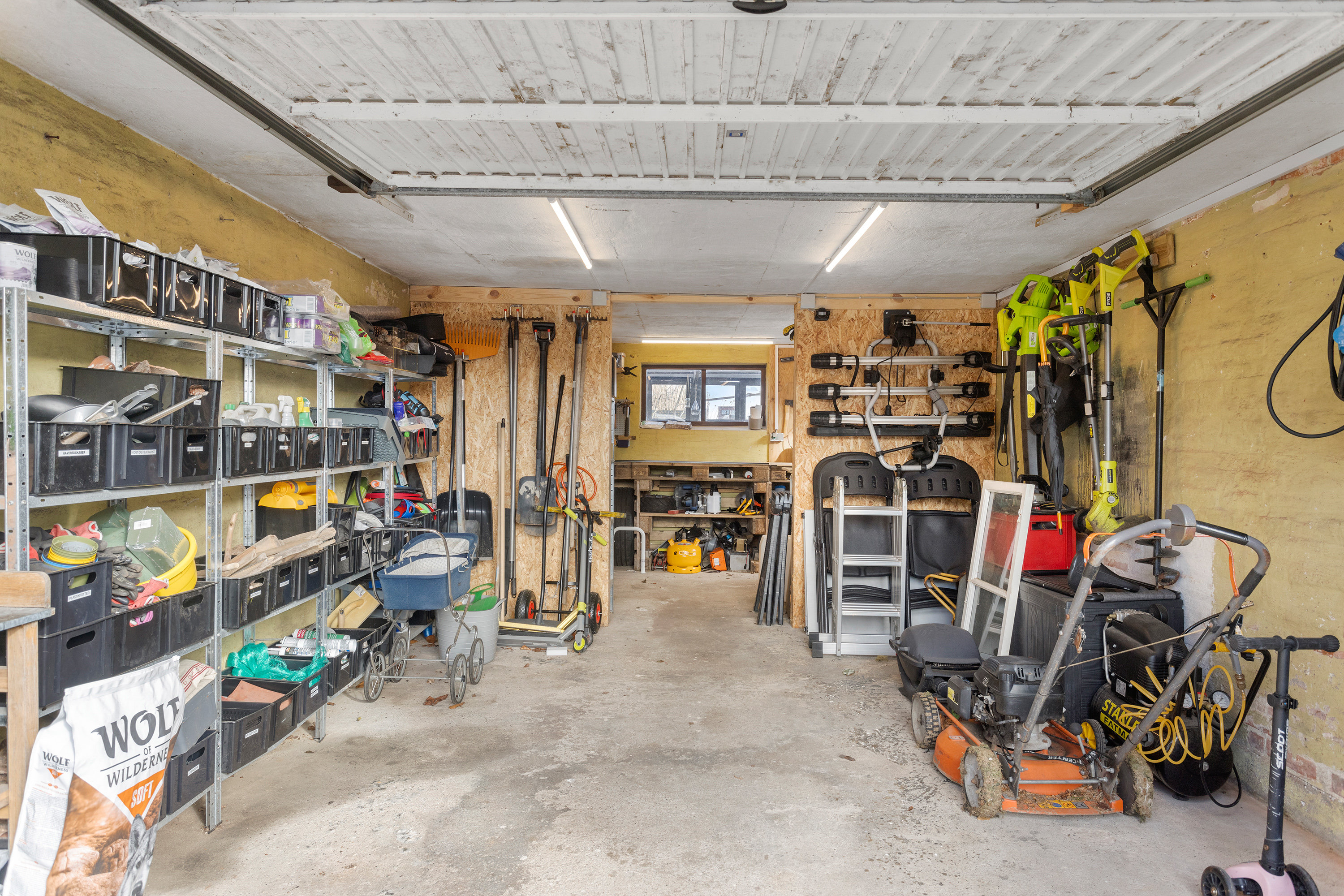 Fremhævet garage billede i fuldskærmstilstand. Billede af Gyvelvej 16, Serritslev, 9700 Brønderslev