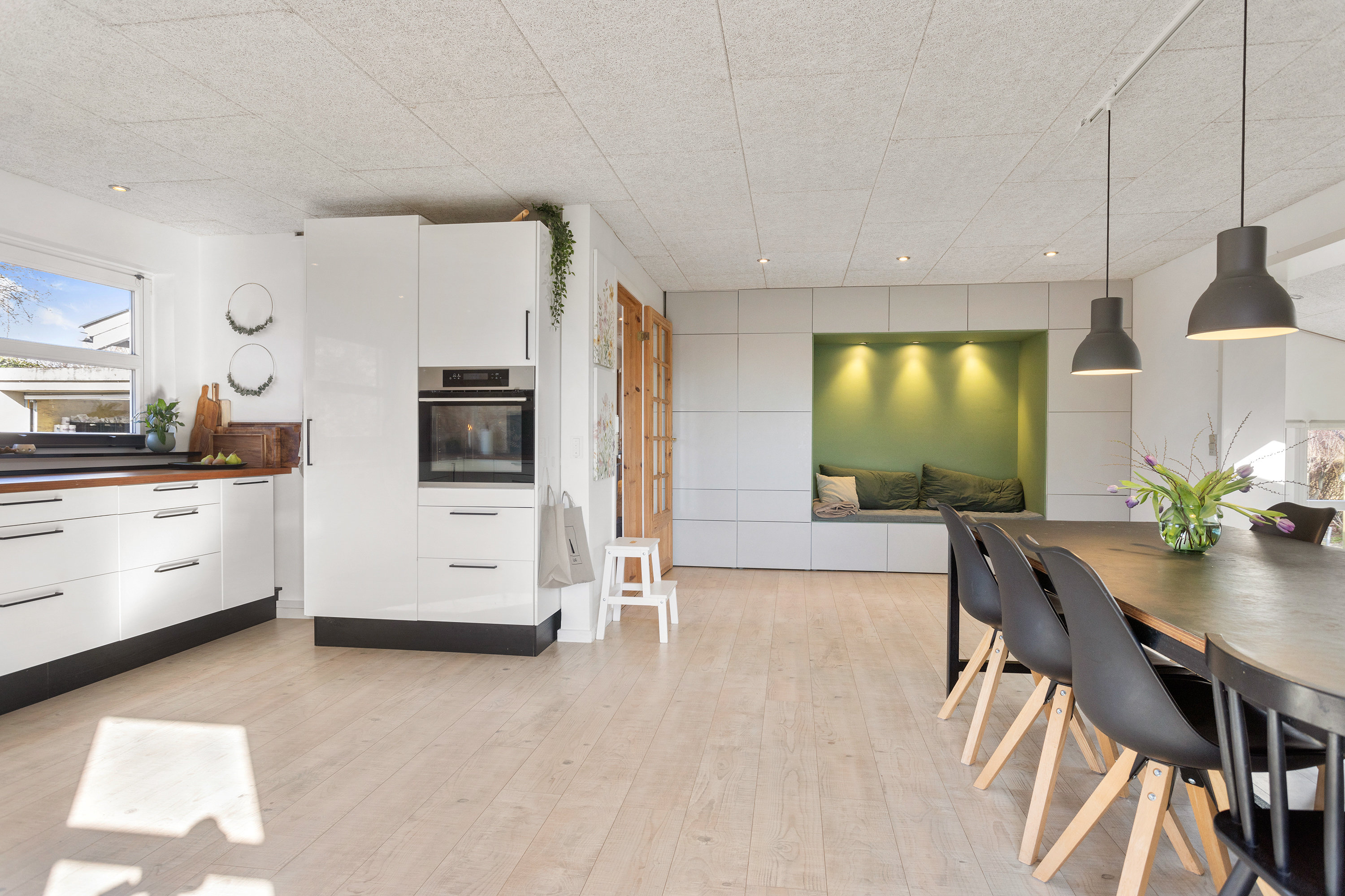 Fremhævet køkken billede i fuldskærmstilstand. Billede af Gyvelvej 16, Serritslev, 9700 Brønderslev