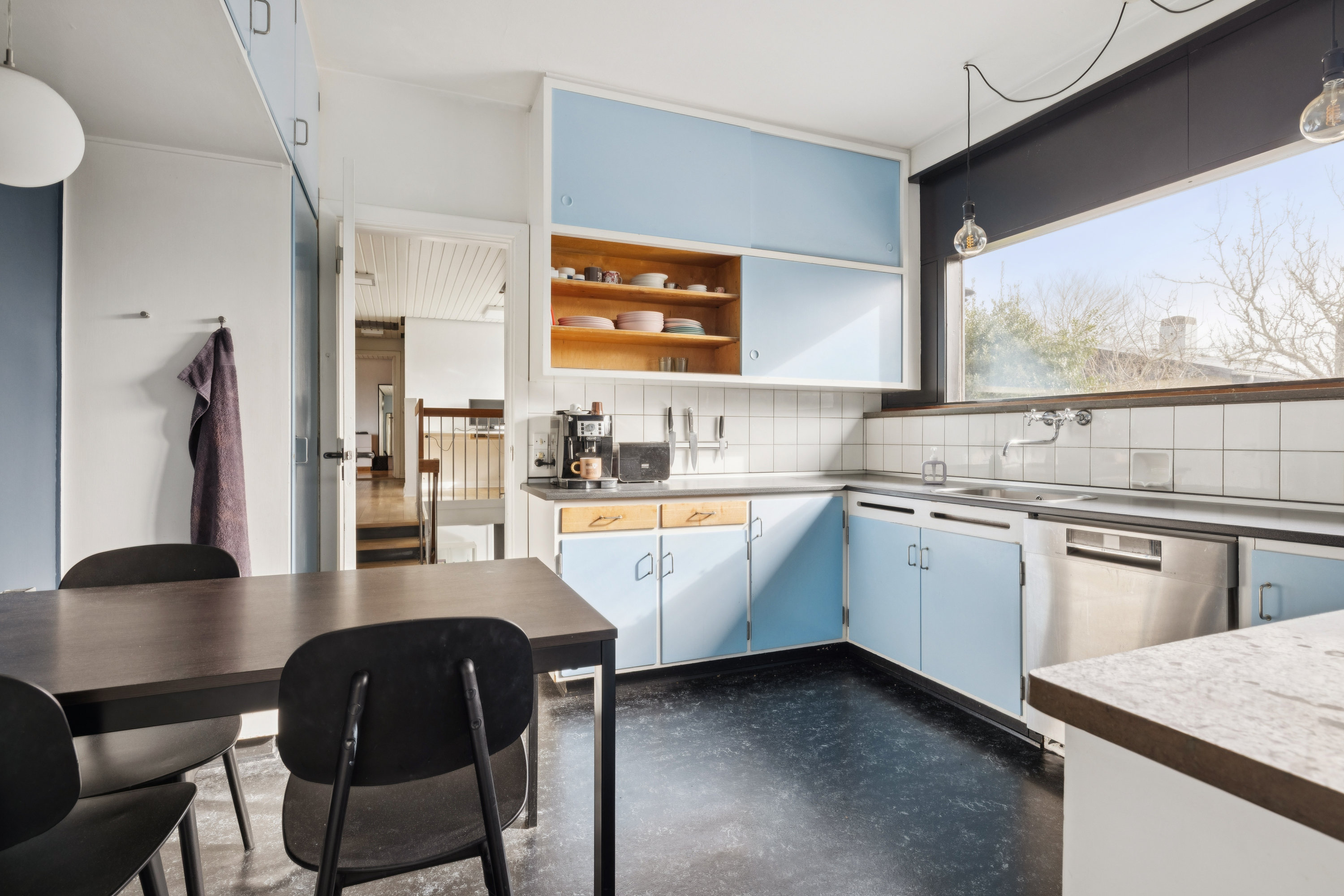 Fremhævet køkken billede i fuldskærmstilstand. Billede af Helvegshøjen 11, 8800 Viborg