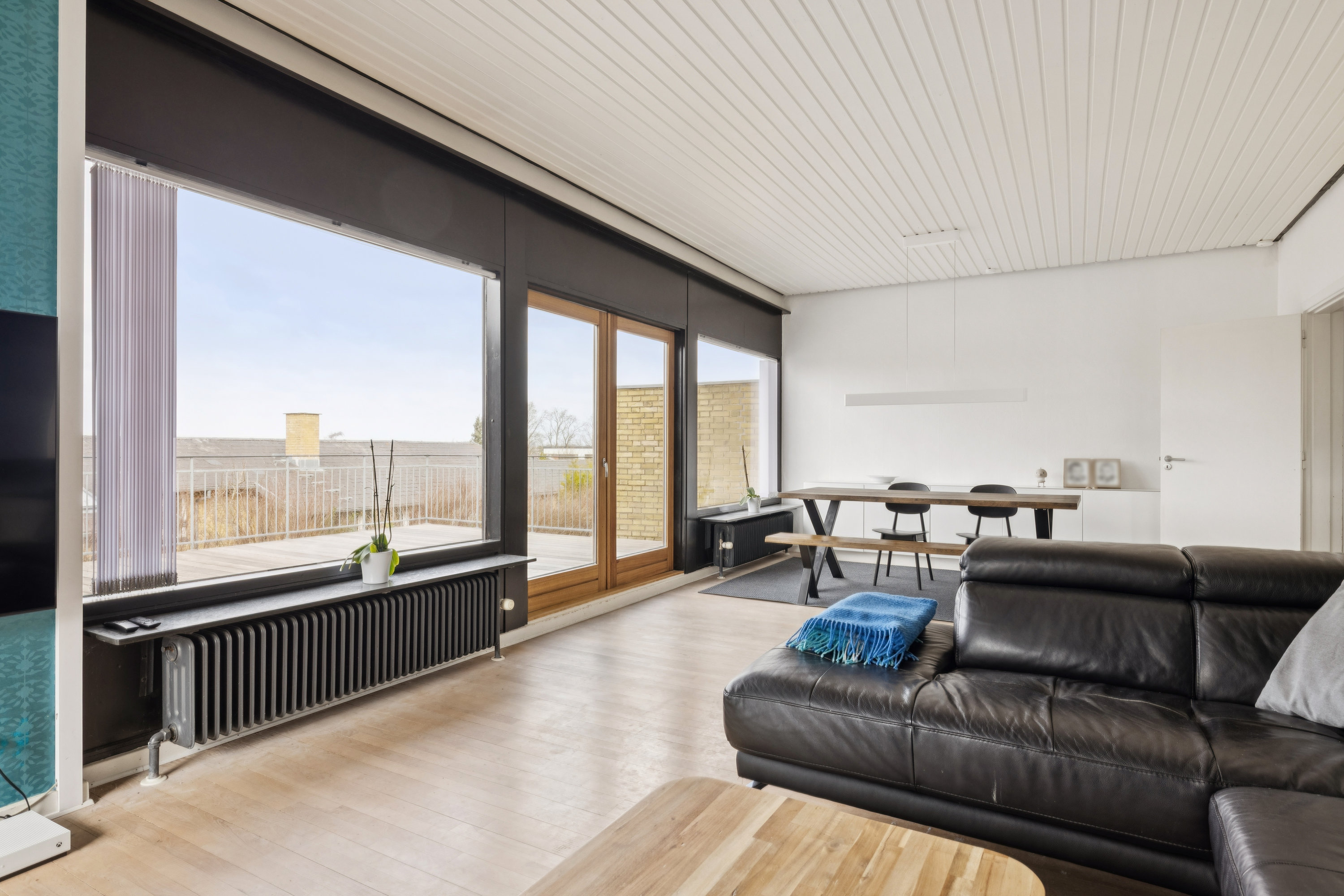 Fremhævet stue billede i fuldskærmstilstand. Billede af Helvegshøjen 11, 8800 Viborg