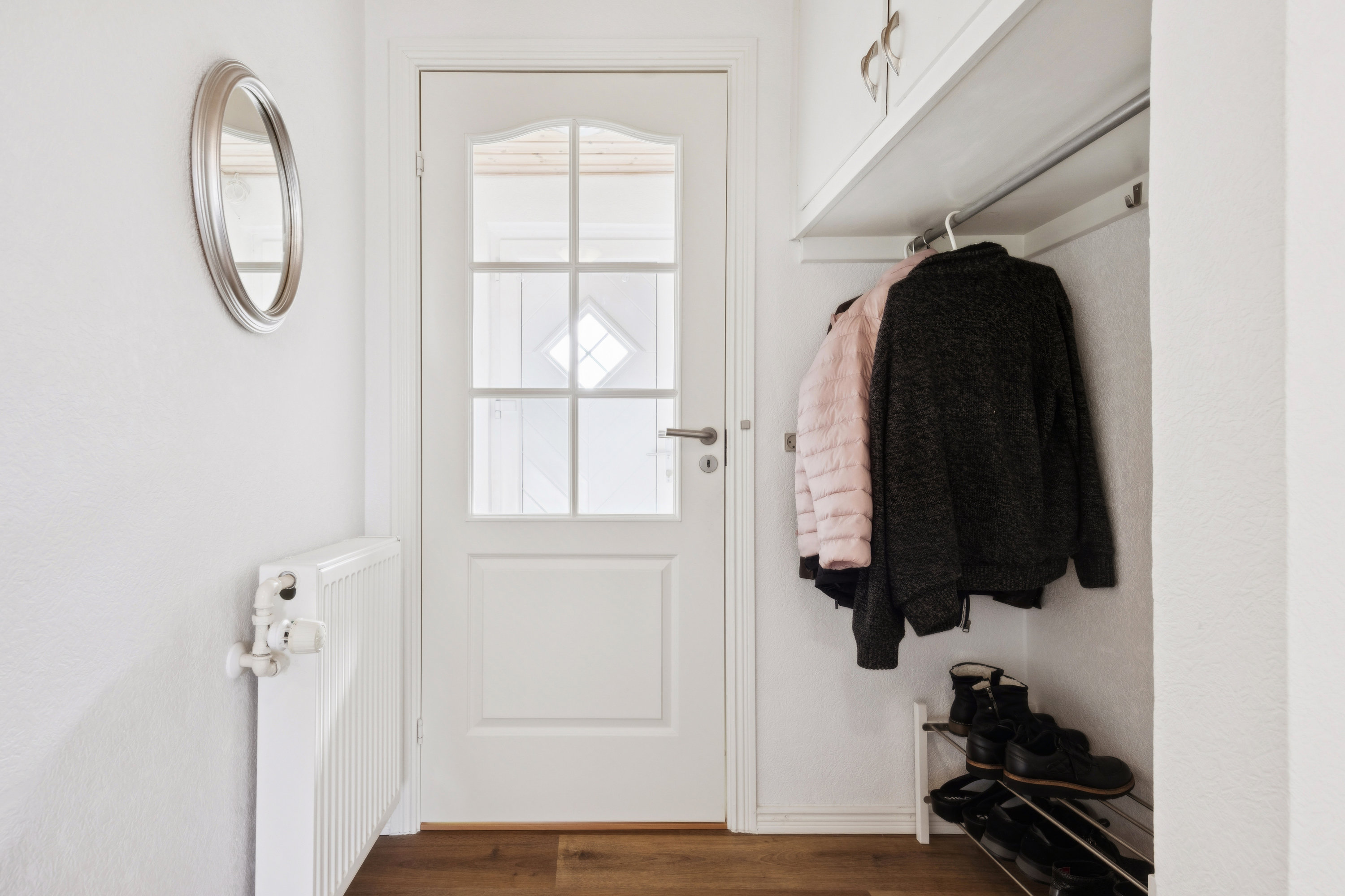 Fremhævet entré billede i fuldskærmstilstand. Billede af Skolegade 9, 9320 Hjallerup