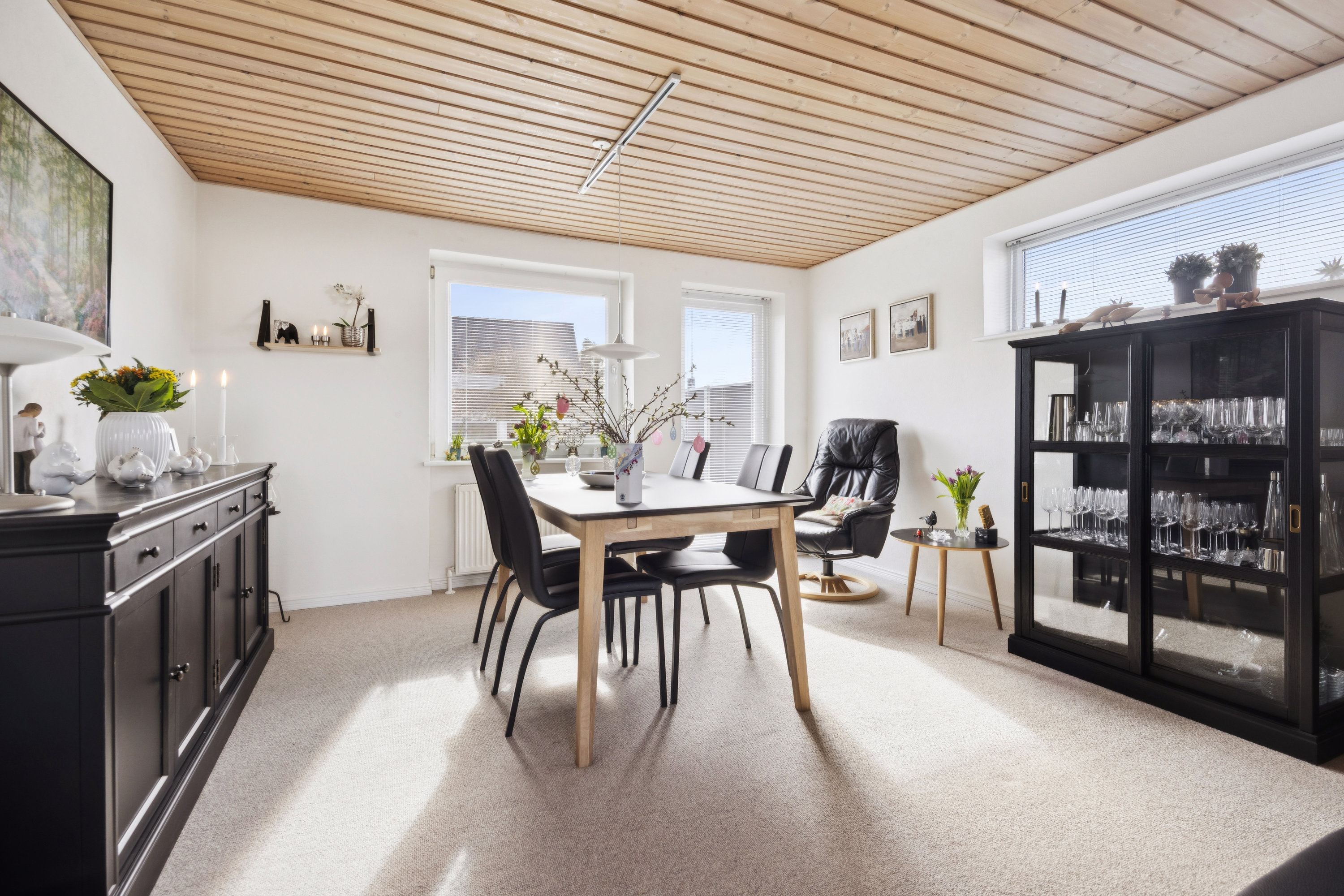 Fremhævet spisestue billede i fuldskærmstilstand. Billede af Skolegade 9, 9320 Hjallerup