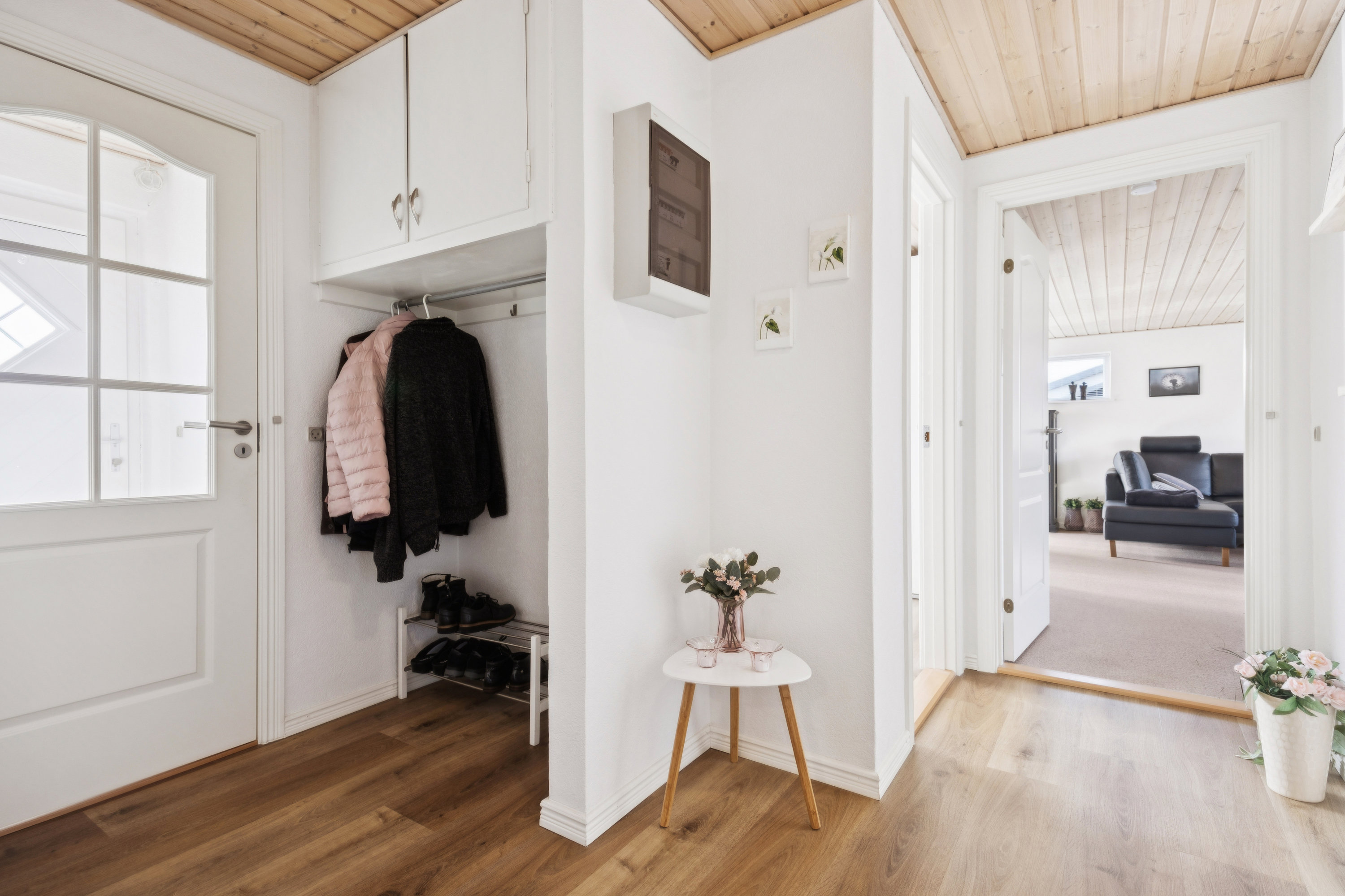 Fremhævet gang billede i fuldskærmstilstand. Billede af Skolegade 9, 9320 Hjallerup