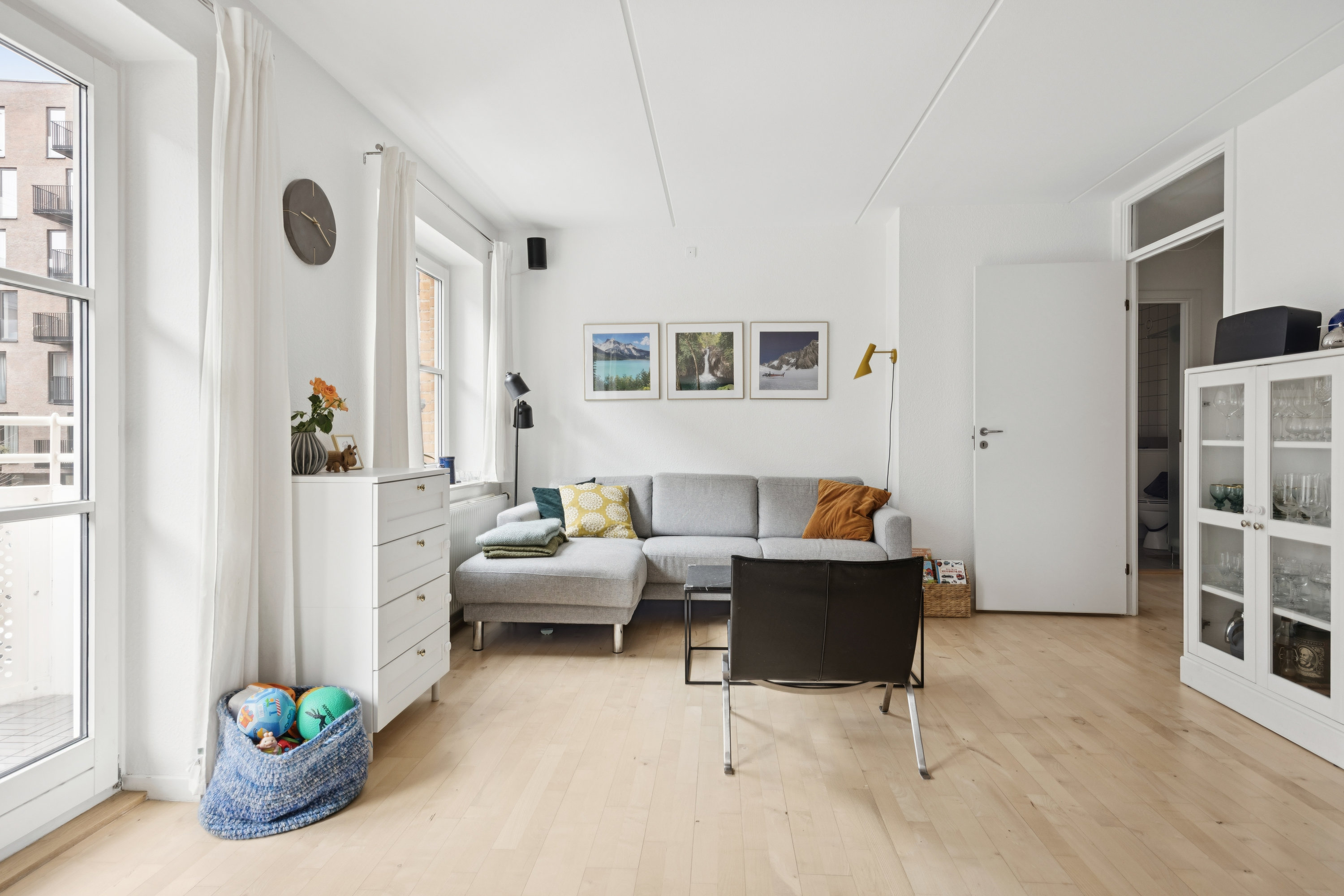 Fremhævet stue billede i fuldskærmstilstand. Billede af Mariendalsvej 50H, 1. mf., 2000 Frederiksberg