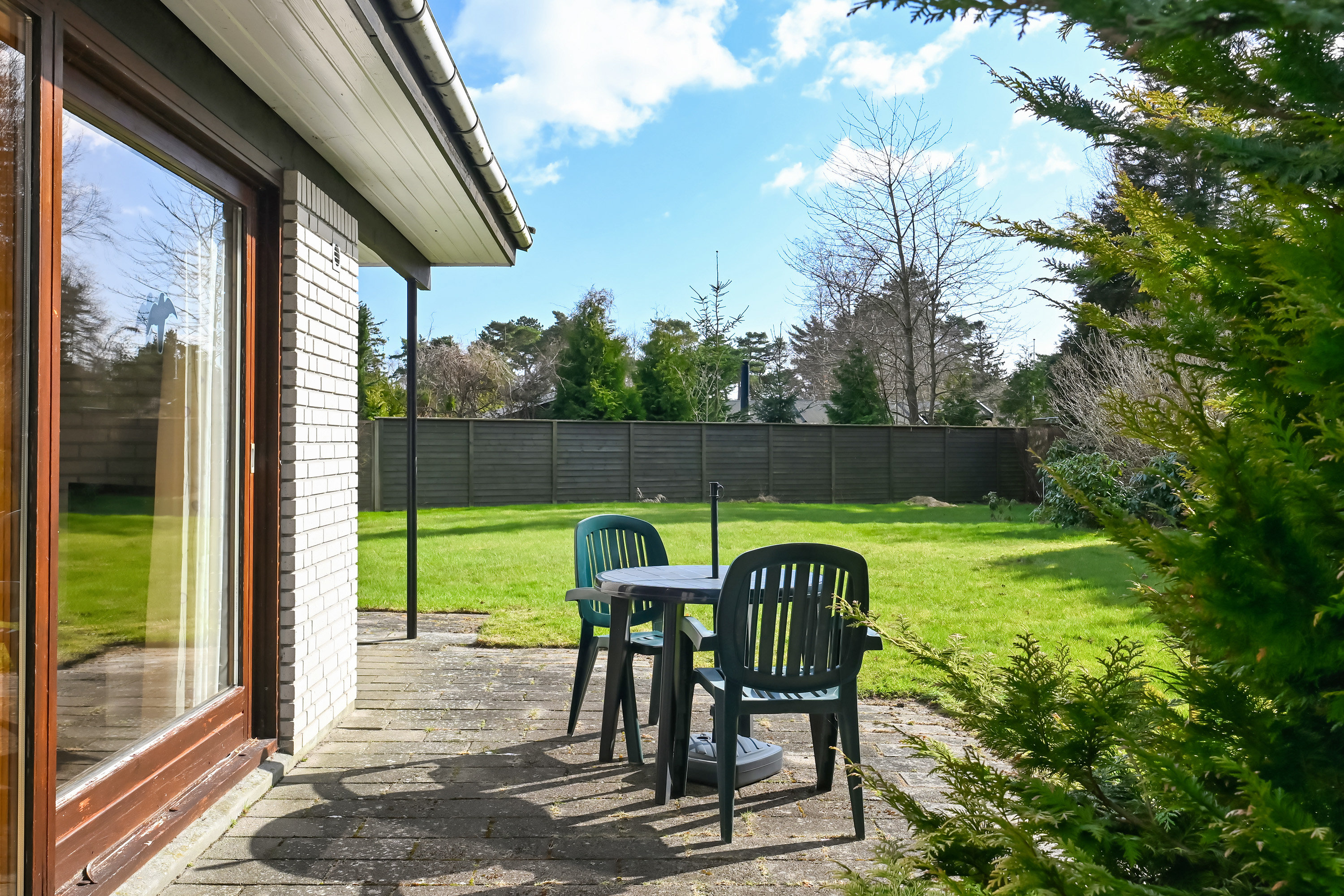 Fremhævet terrasse billede i fuldskærmstilstand. Billede af Gøgevænget 7, Elkenøre, 4872 Idestrup