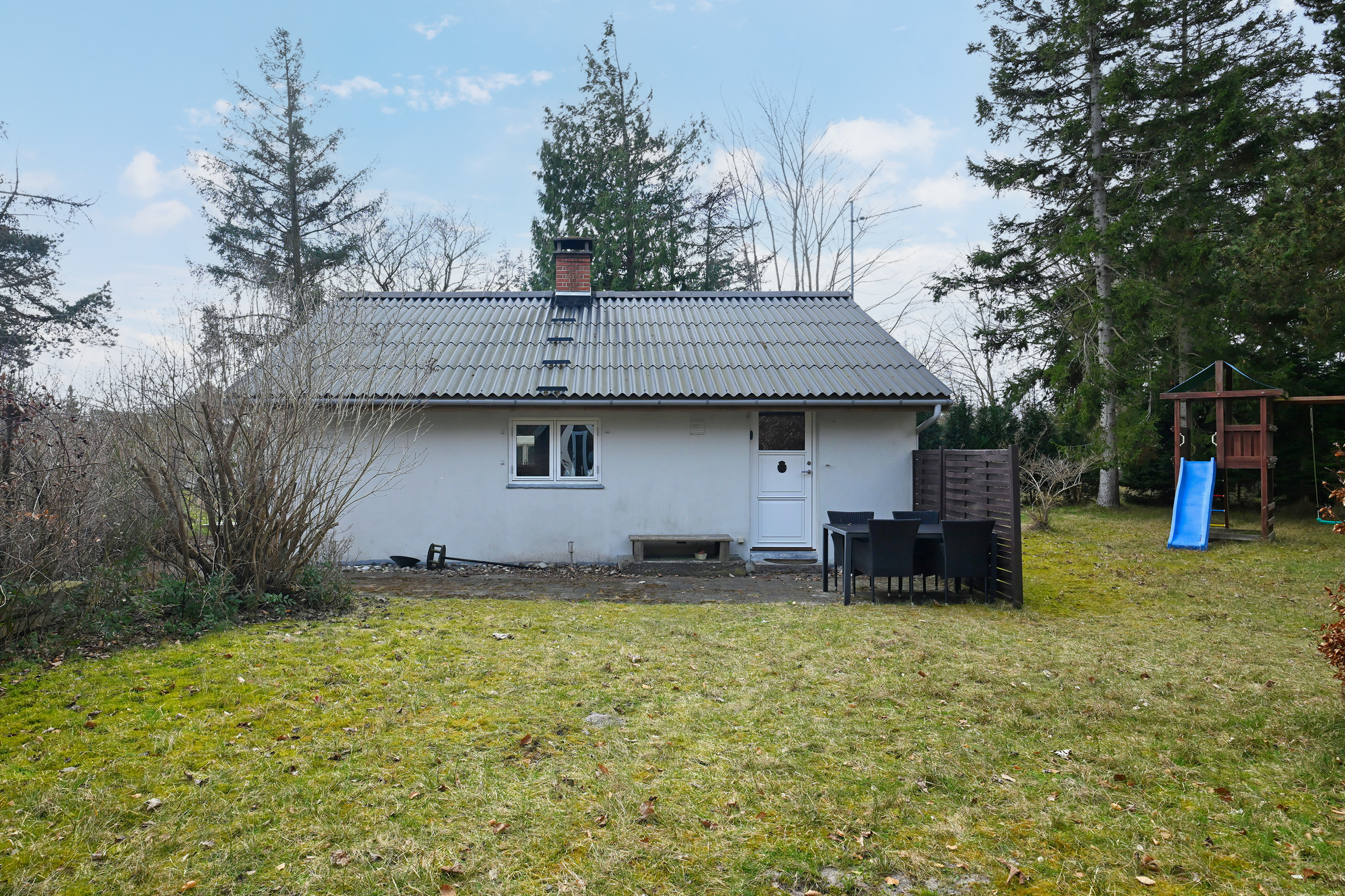 Fremhævet facade havesiden billede i fuldskærmstilstand. Billede af Pionervej 8, Gedesby, 4874 Gedser