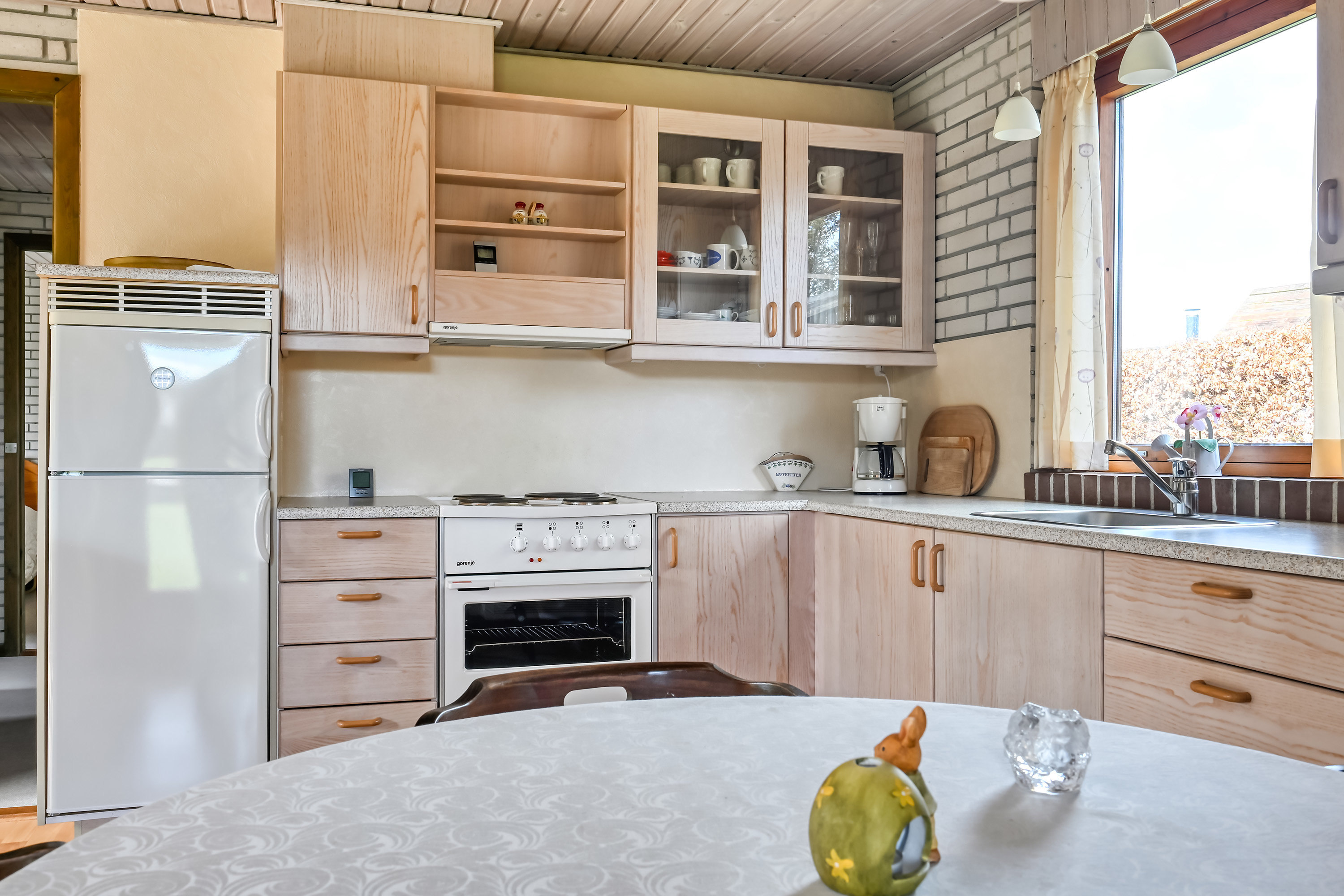 Fremhævet køkken billede i fuldskærmstilstand. Billede af Gøgevænget 7, Elkenøre, 4872 Idestrup