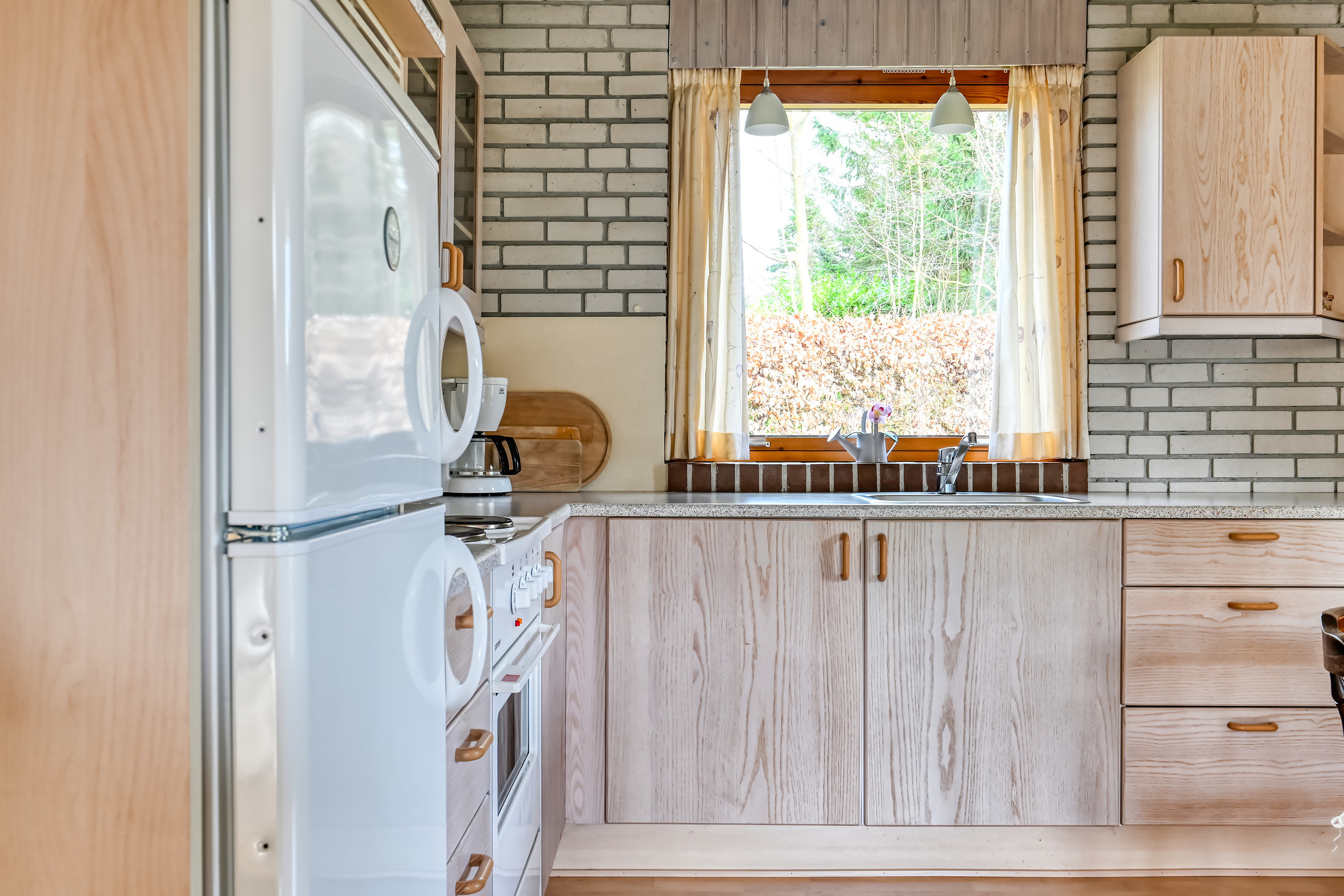 Fremhævet køkken billede i fuldskærmstilstand. Billede af Gøgevænget 7, Elkenøre, 4872 Idestrup