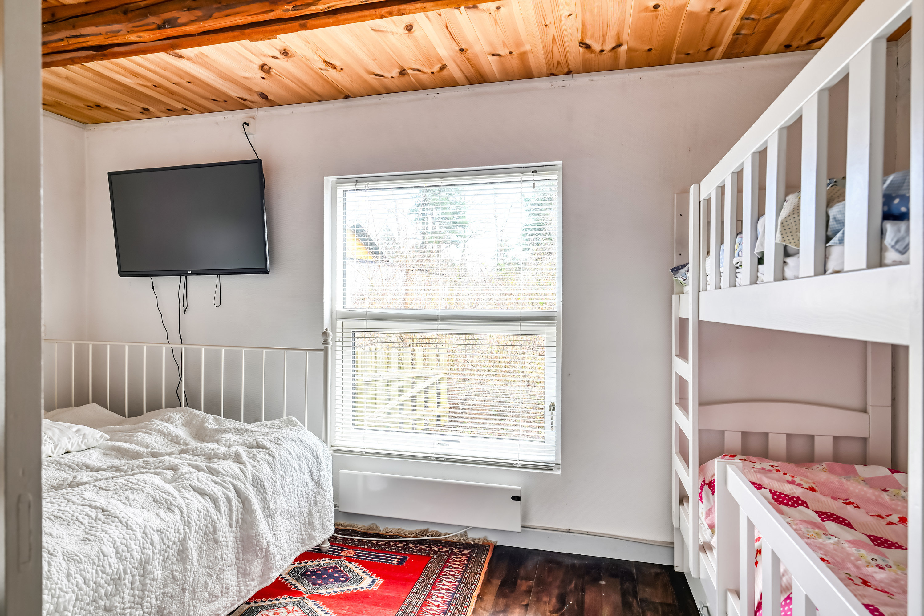 Fremhævet soveværelse billede i fuldskærmstilstand. Billede af Pionervej 8, Gedesby, 4874 Gedser