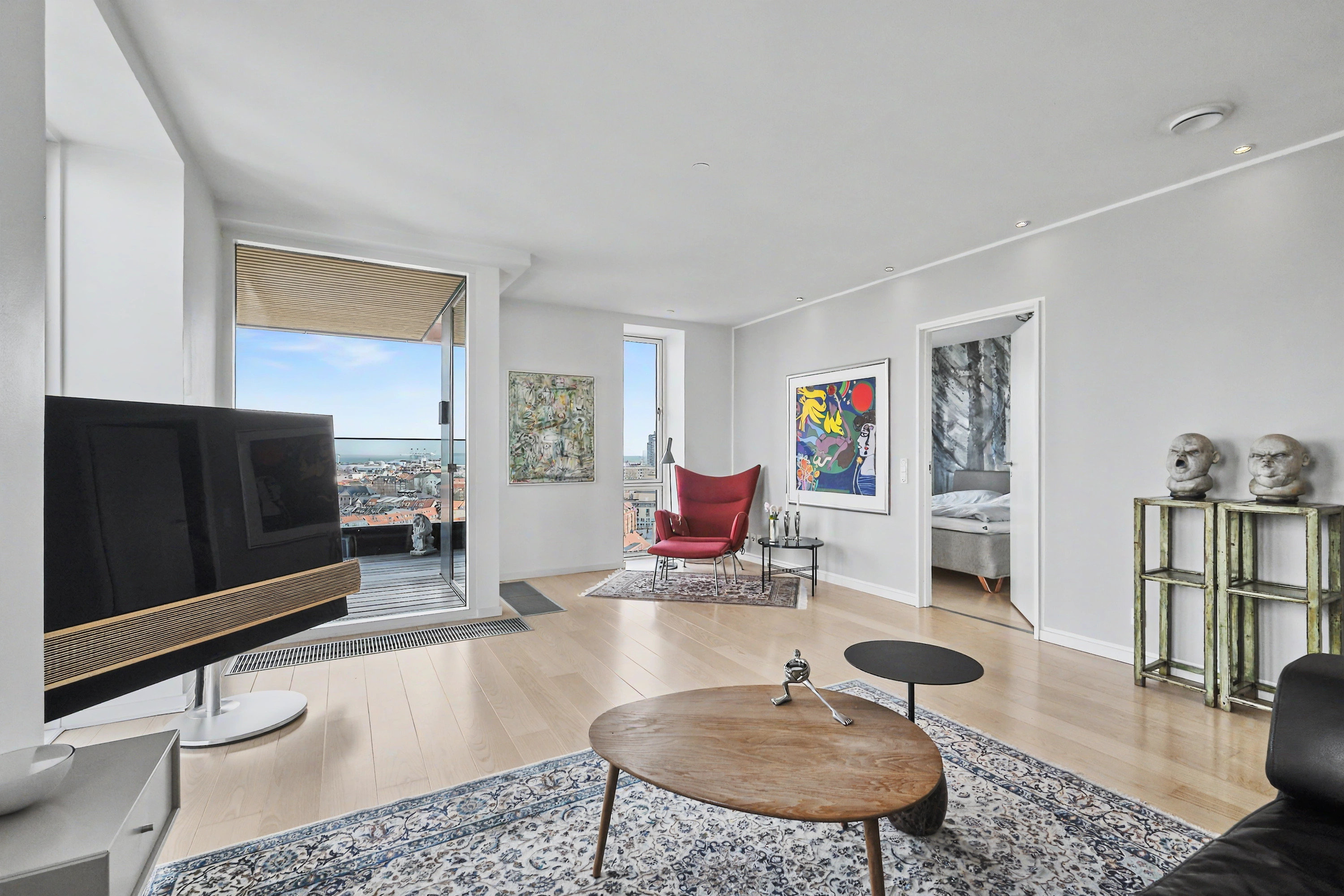 Fremhævet stue billede i fuldskærmstilstand. Billede af Ceres Allé 7, 14. 7., 8000 Aarhus C