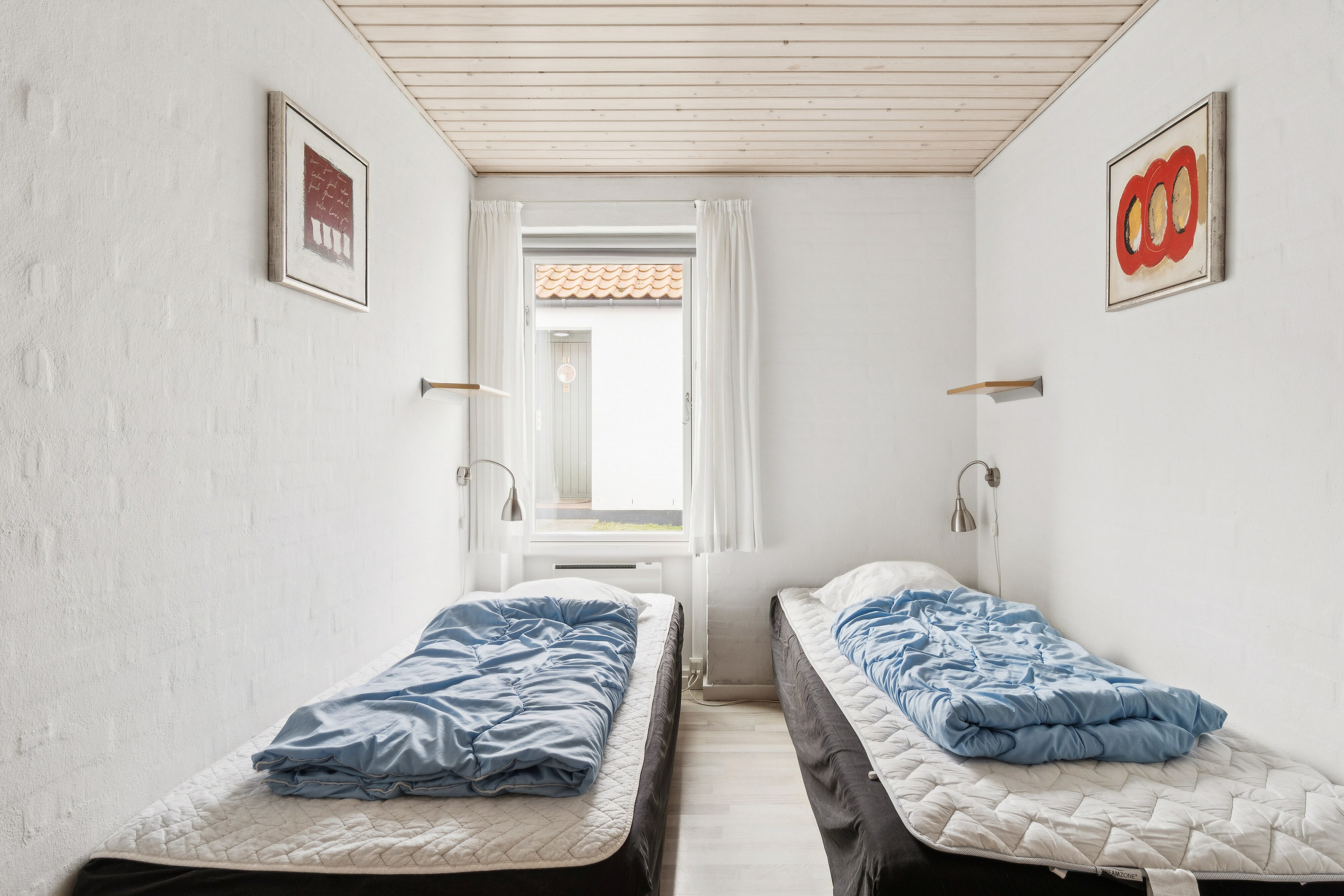 Fremhævet soveværelse billede i fuldskærmstilstand. Billede af Genvej 4, 80., Allinge, 3770 Allinge