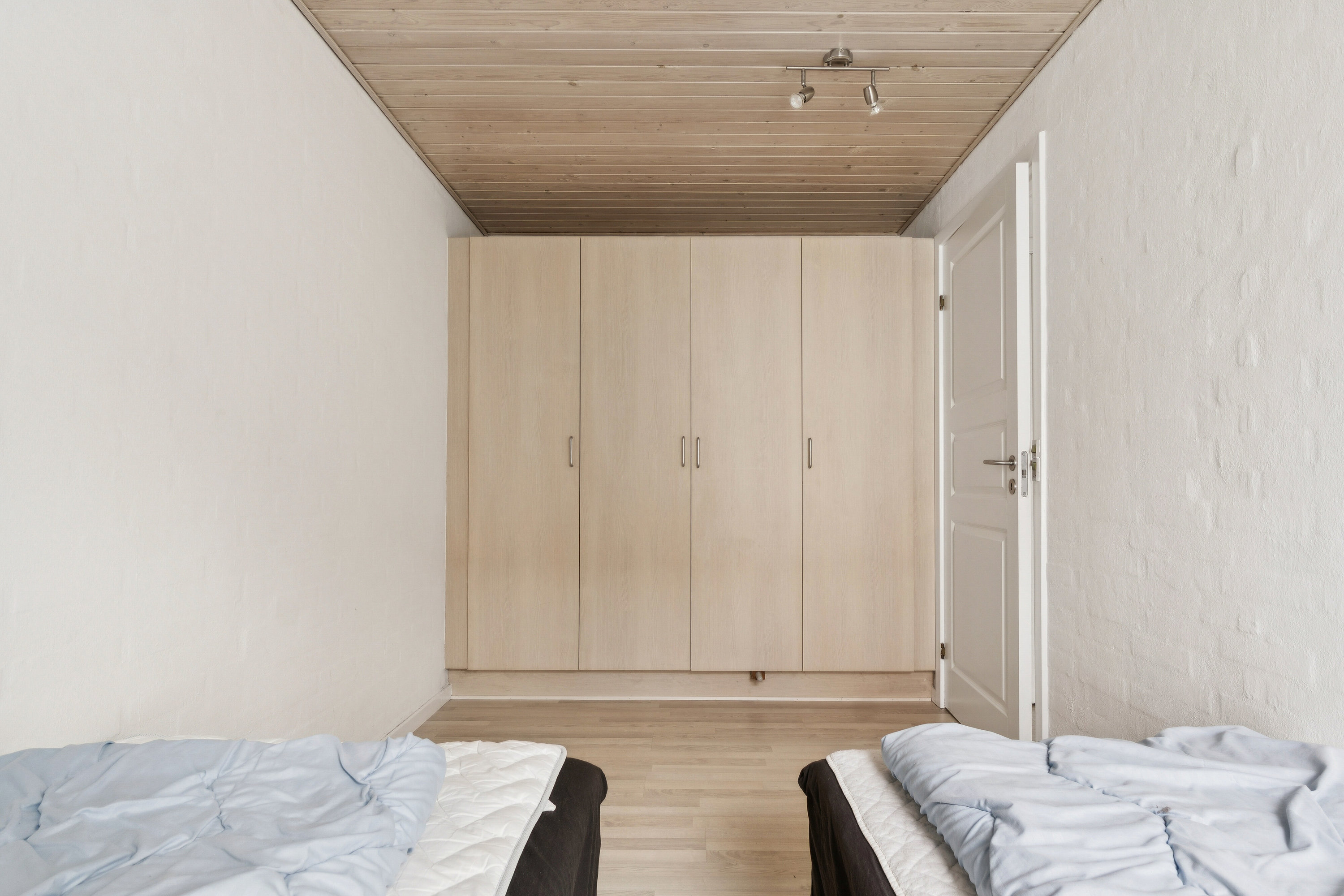 Fremhævet soveværelse billede i fuldskærmstilstand. Billede af Genvej 4, 80., Allinge, 3770 Allinge