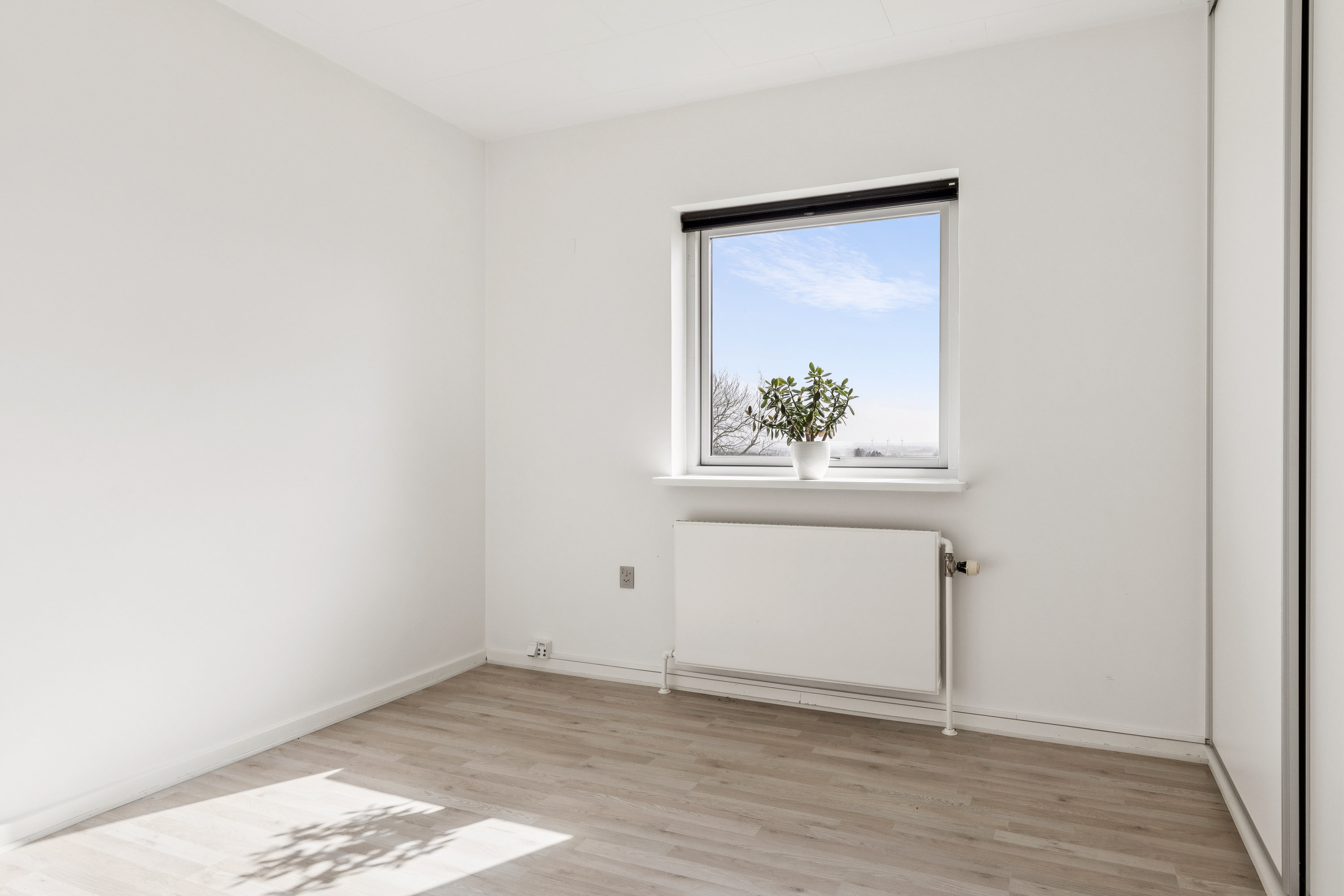 Fremhævet værelse billede i fuldskærmstilstand. Billede af Kildevangen 12, 4571 Grevinge