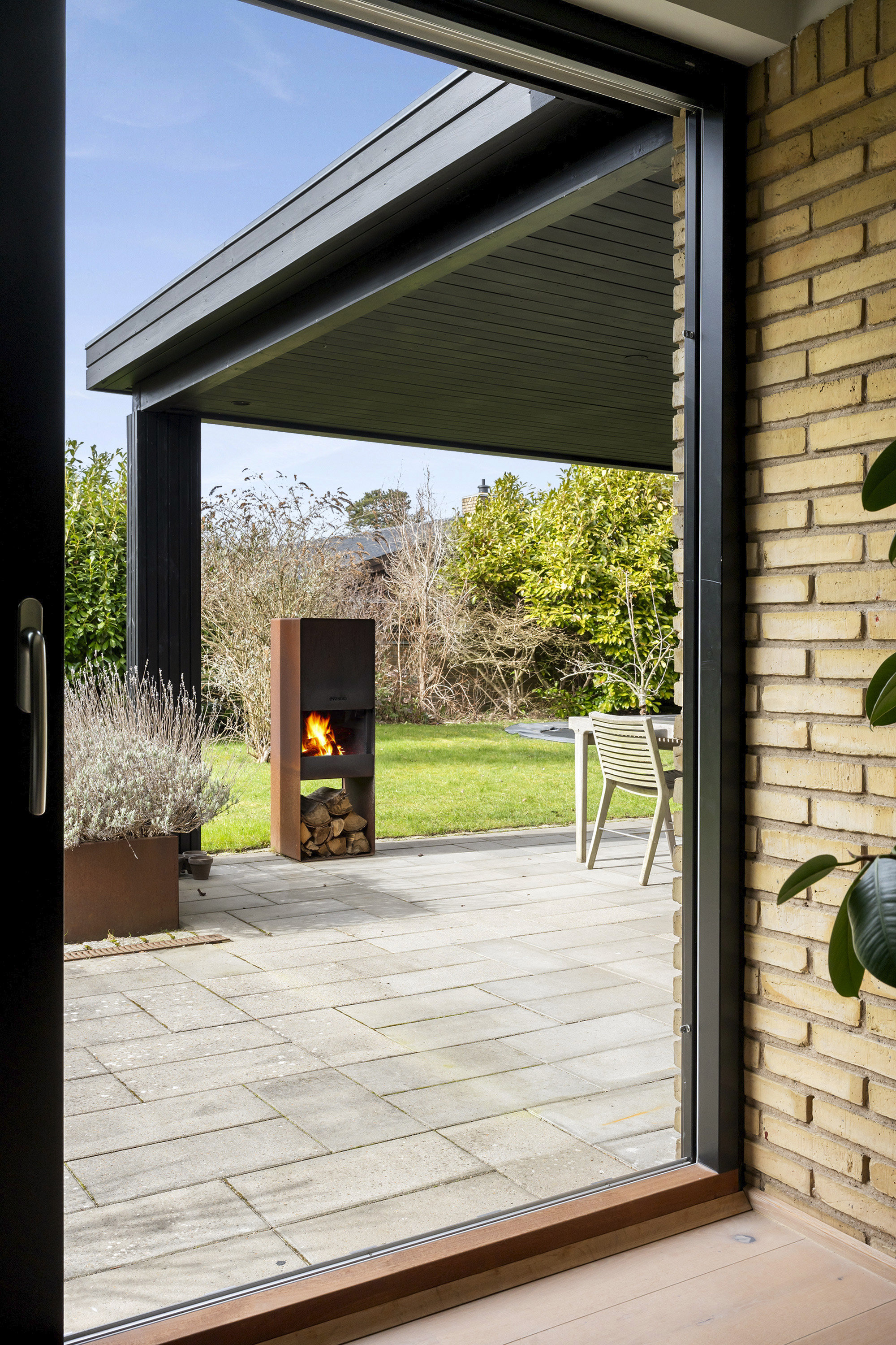 Fremhævet område billede i fuldskærmstilstand. Billede af Ellehegnet 16, Trørød, 2950 Vedbæk