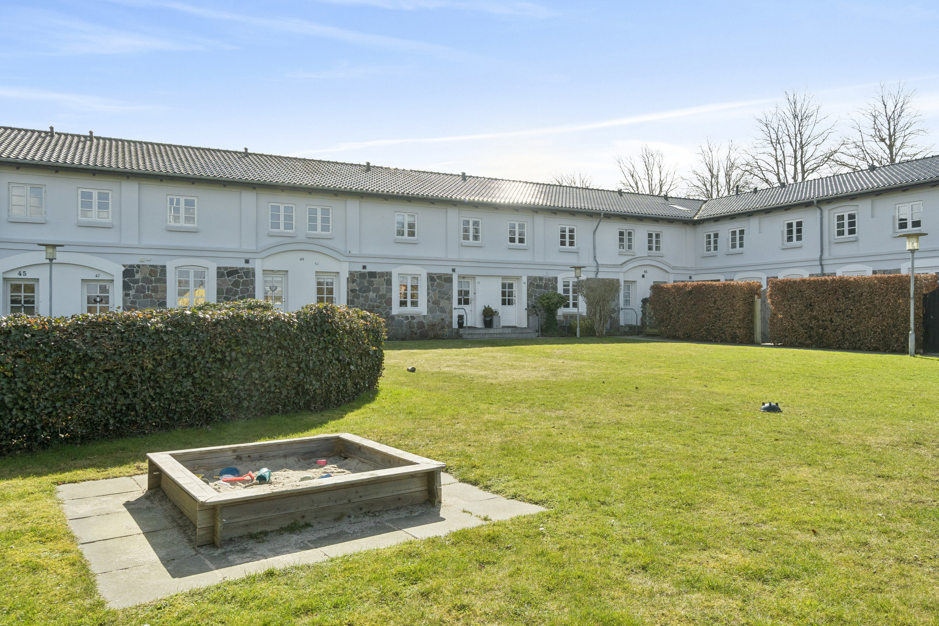 Fremhævet set fra haven billede i fuldskærmstilstand. Billede af Parkvej 51, 4200 Slagelse