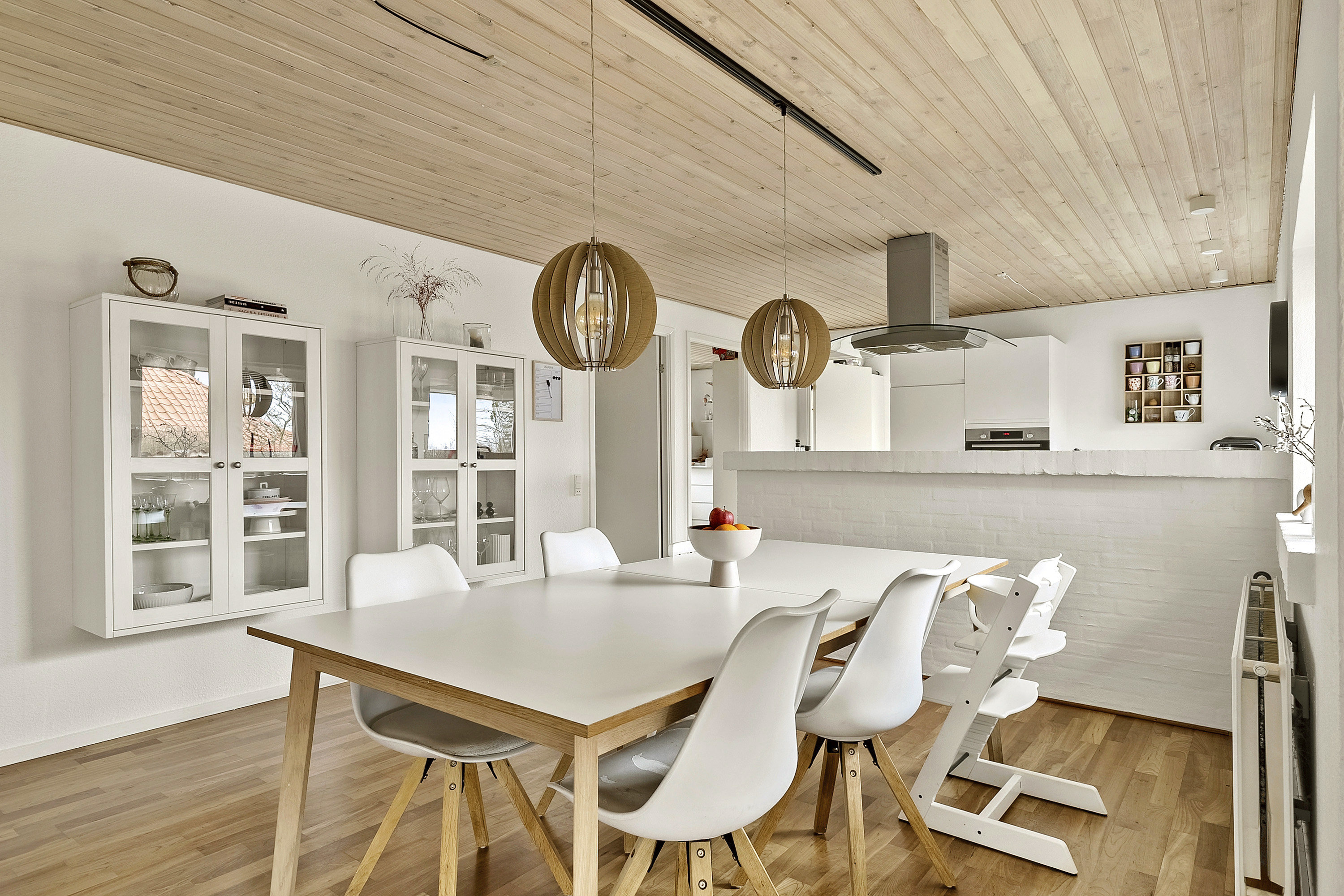 Fremhævet spisekøkken billede i fuldskærmstilstand. Billede af Bavnegårdsvej 26, Kolt, 8361 Hasselager