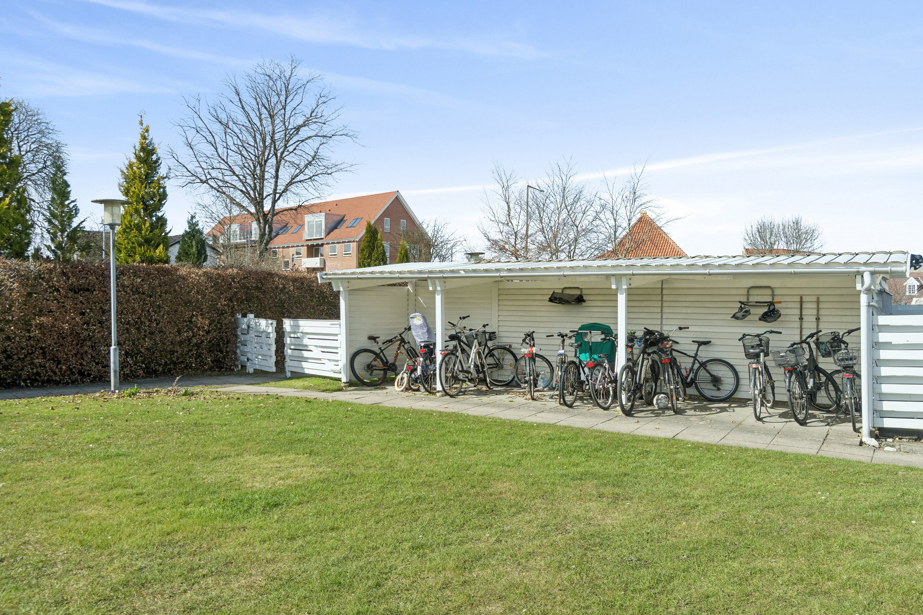 Fremhævet set fra haven billede i fuldskærmstilstand. Billede af Parkvej 51, 4200 Slagelse