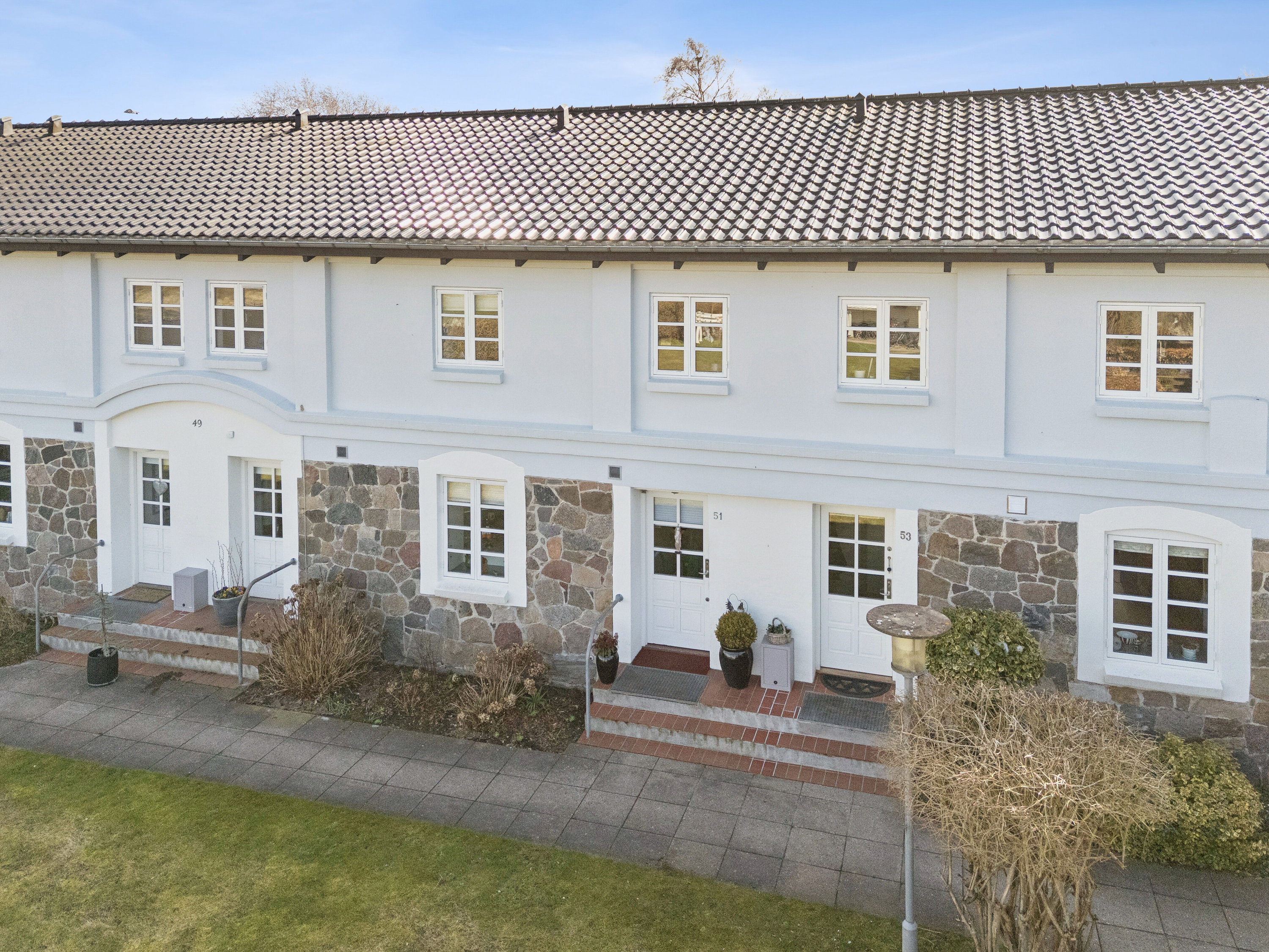 Fremhævet set fra haven billede i fuldskærmstilstand. Billede af Parkvej 51, 4200 Slagelse