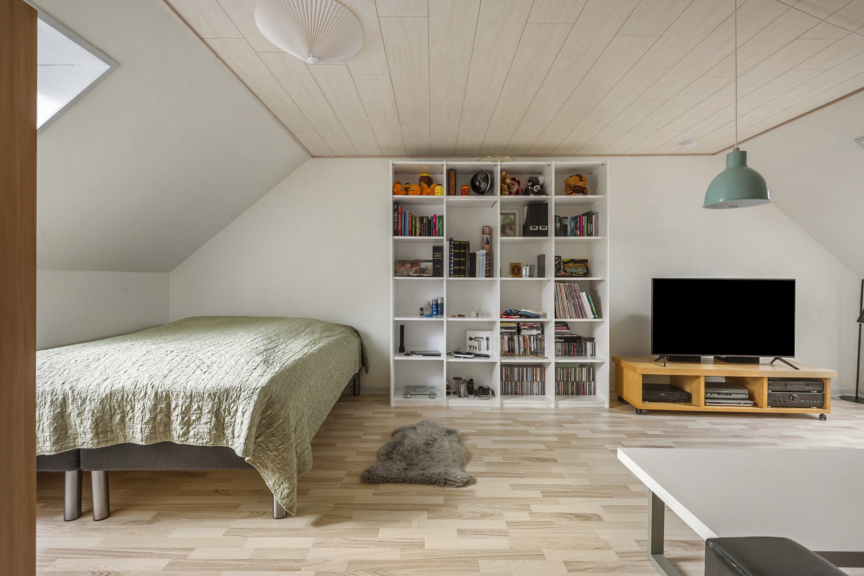 Fremhævet soveværelse billede i fuldskærmstilstand. Billede af Egevangen 12C, Sig, 6800 Varde