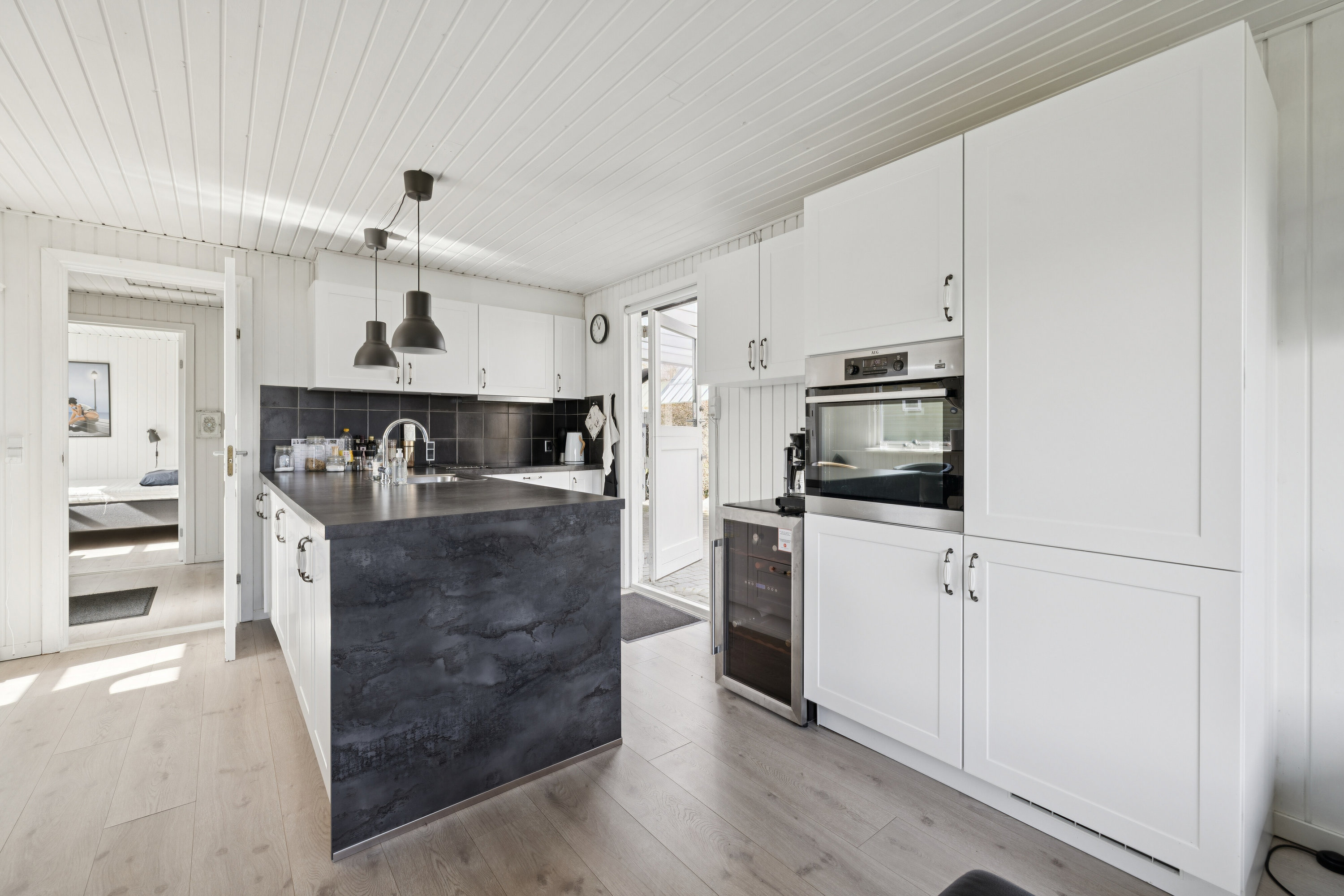 Fremhævet køkken billede i fuldskærmstilstand. Billede af Hybenvænget 5, Spodsbj Drej, 5900 Rudkøbing