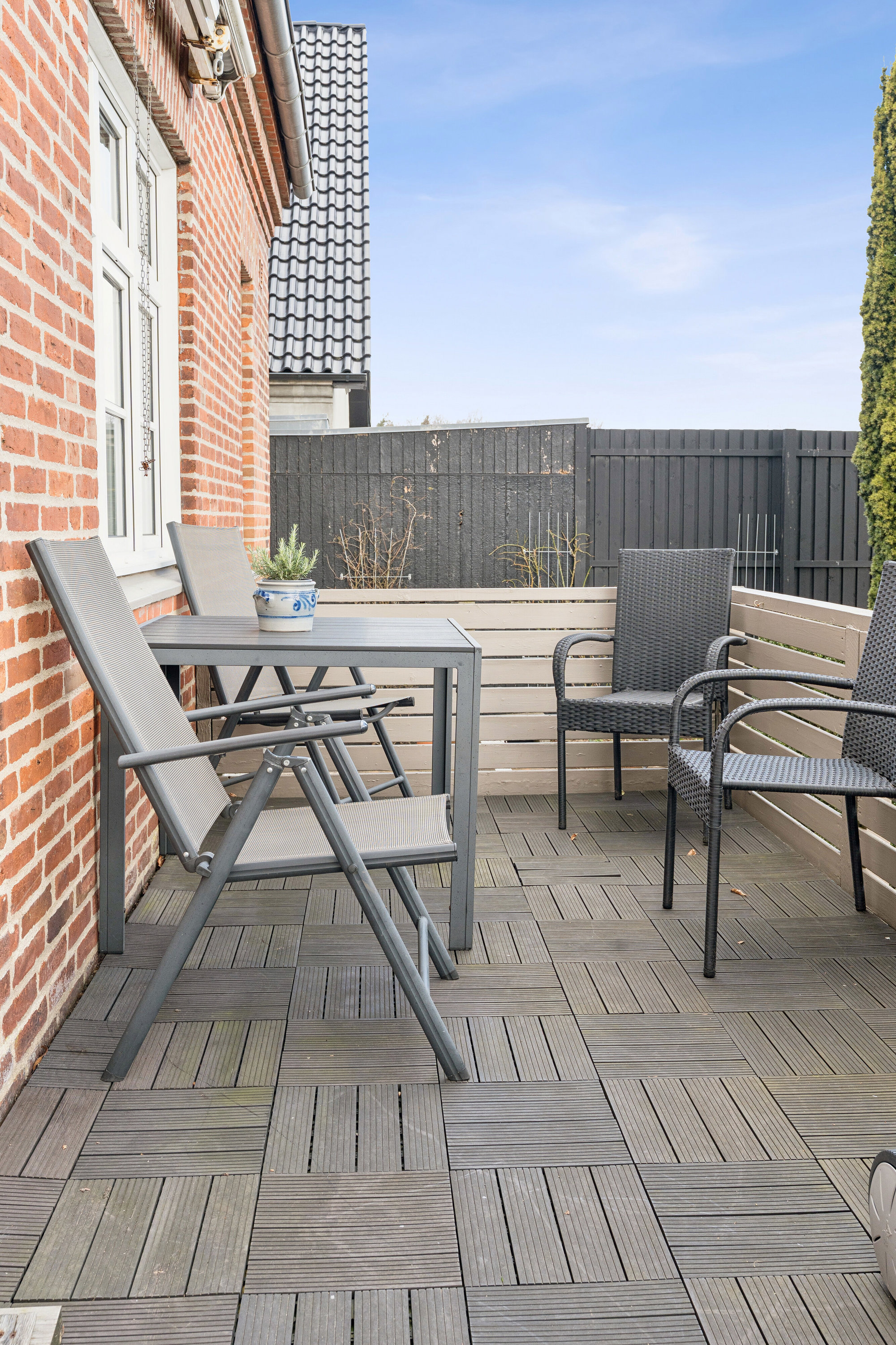 Fremhævet terrasse billede i fuldskærmstilstand. Billede af Østergade 9, 7200 Grindsted