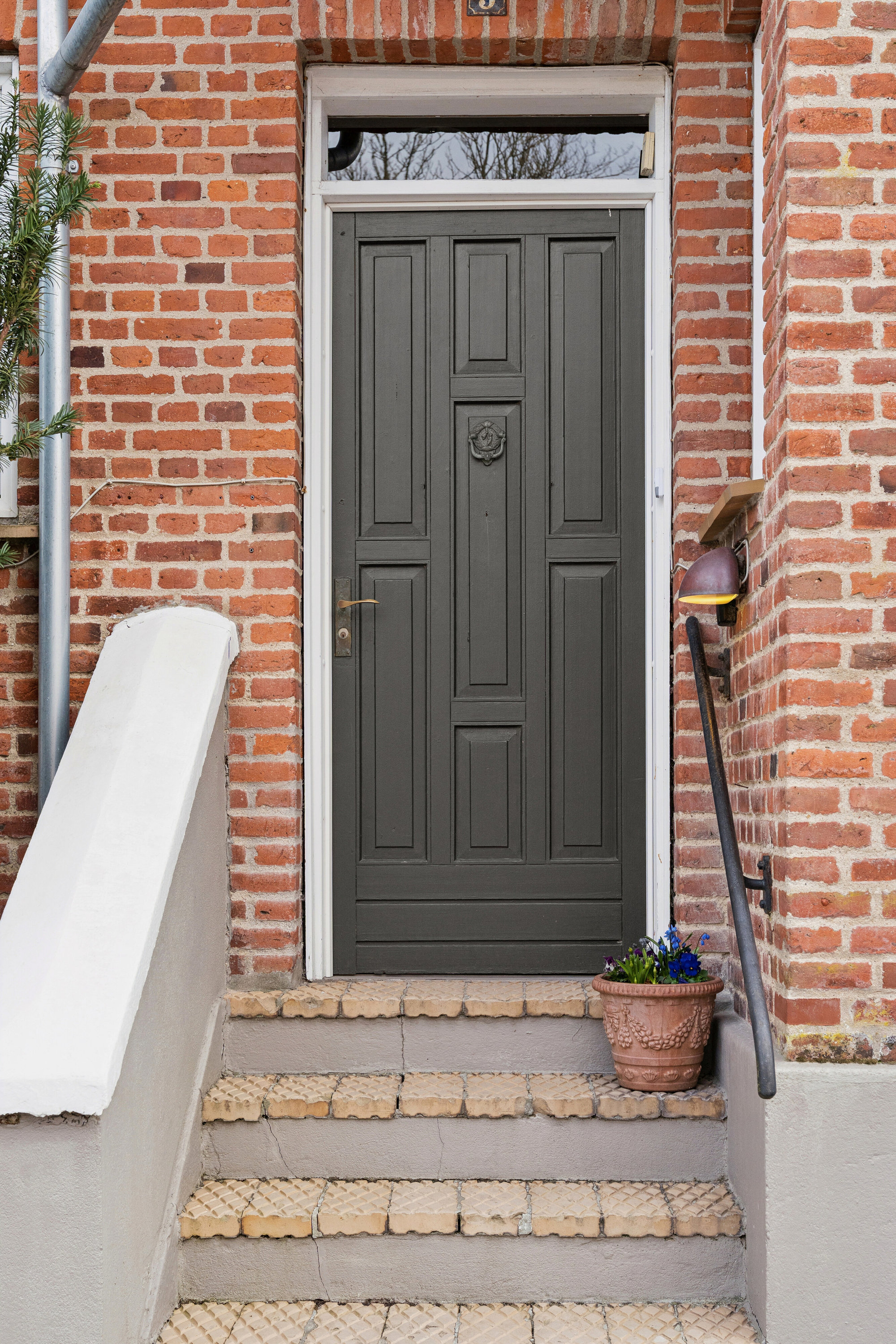 Fremhævet udendørs billede i fuldskærmstilstand. Billede af Østergade 9, 7200 Grindsted