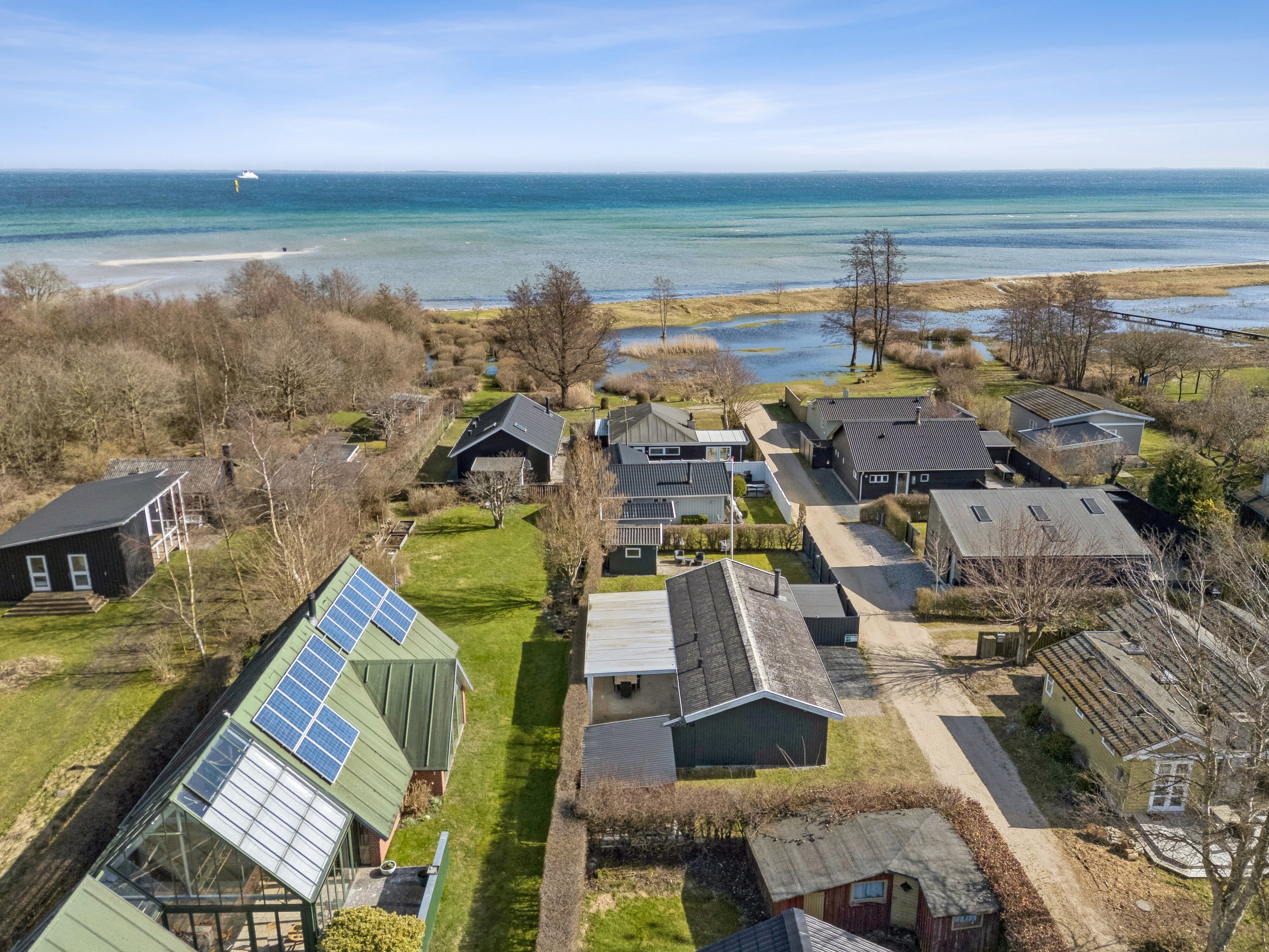 Fremhævet luftfoto billede i fuldskærmstilstand. Billede af Hybenvænget 5, Spodsbj Drej, 5900 Rudkøbing