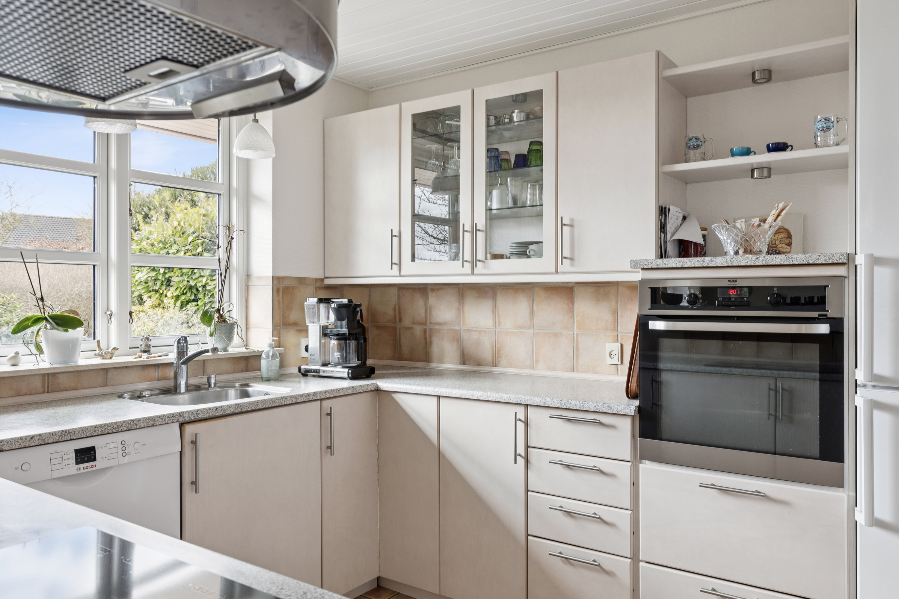 Fremhævet køkken billede i fuldskærmstilstand. Billede af Fladehøj 9, 4534 Hørve