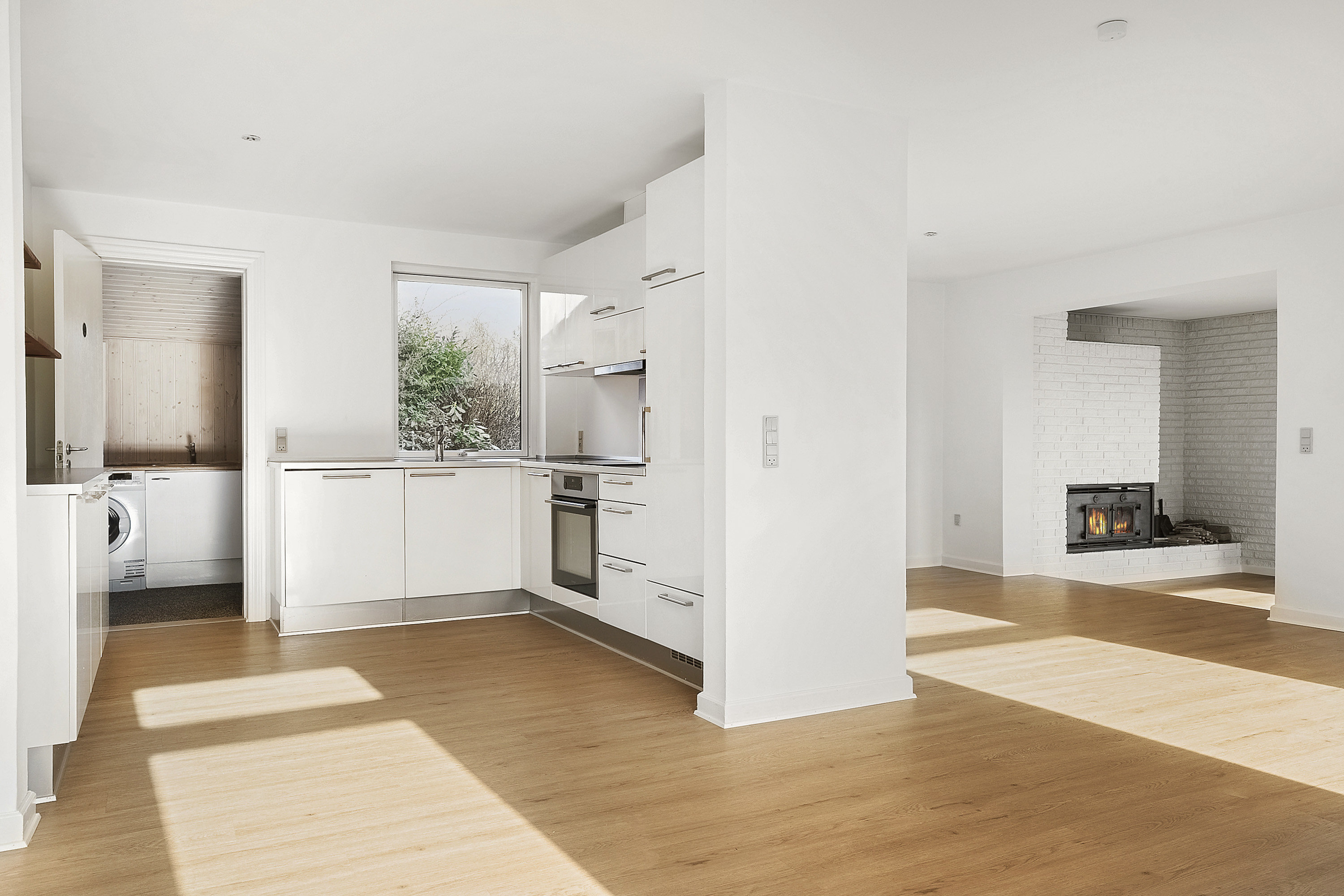 Fremhævet køkken billede i fuldskærmstilstand. Billede af Erlevvej 68, 6100 Haderslev