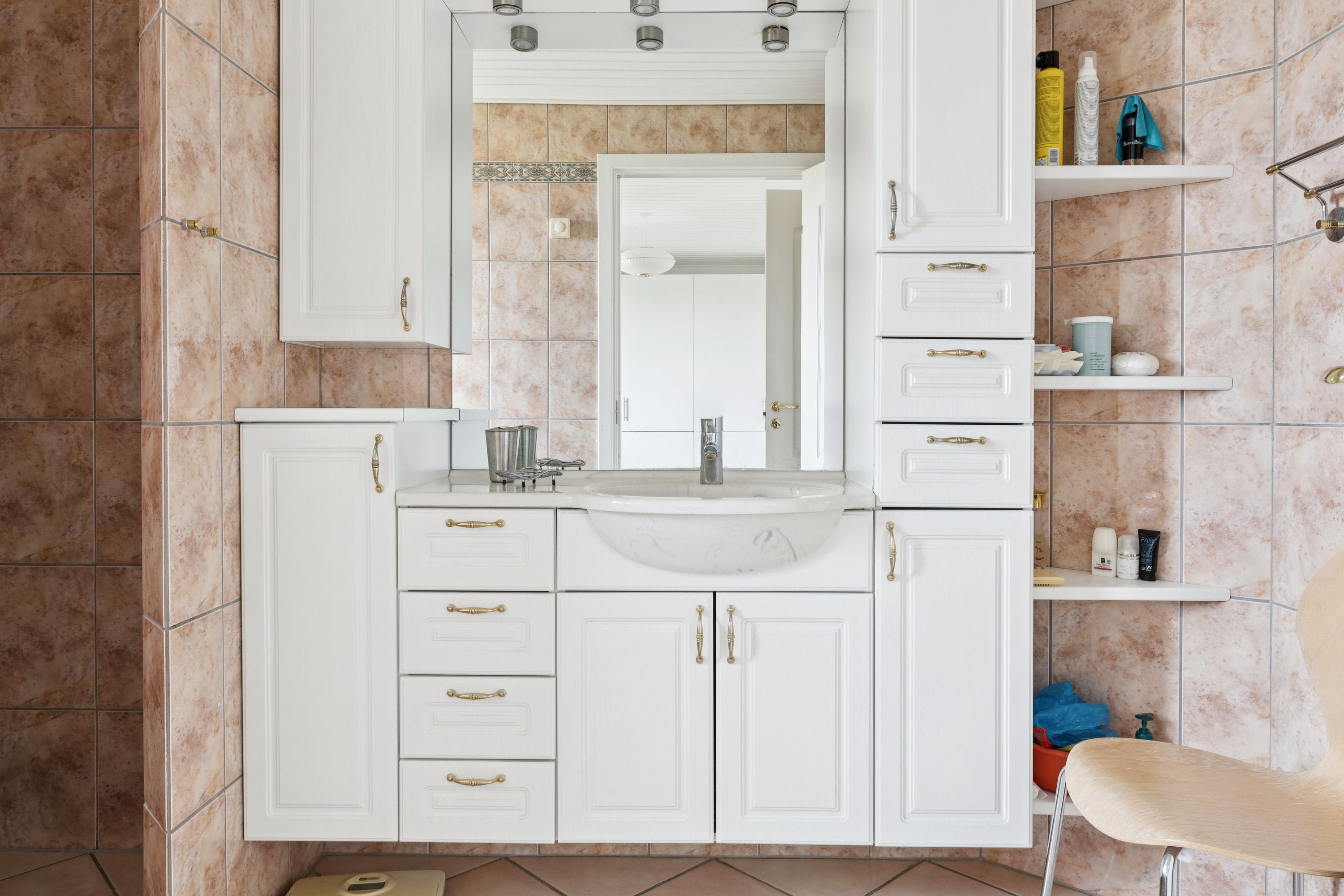 Fremhævet badeværelse billede i fuldskærmstilstand. Billede af Fladehøj 9, 4534 Hørve