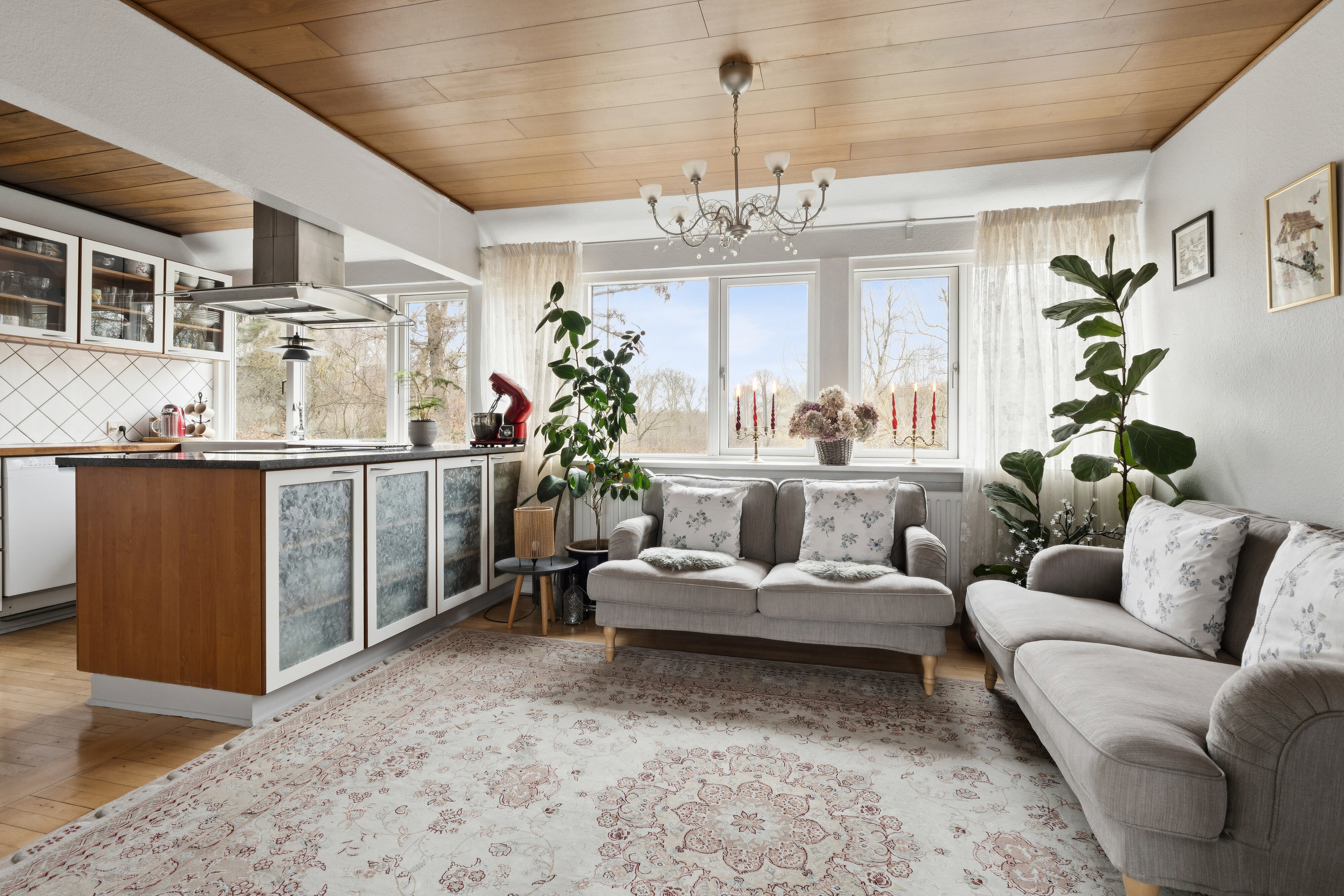 Fremhævet stue billede i fuldskærmstilstand. Billede af Ved Fortunen 2A, 2800 Kongens Lyngby