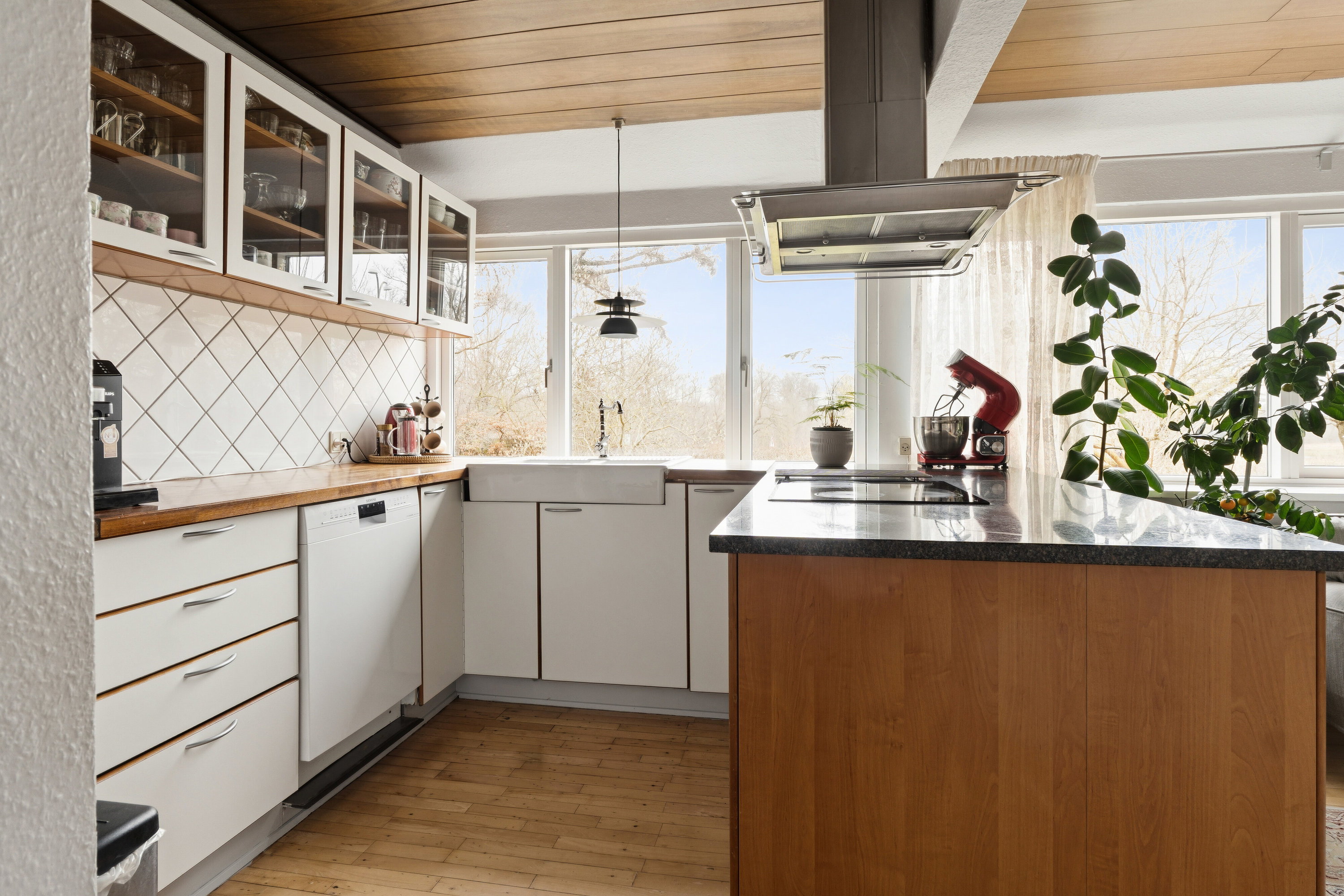 Fremhævet køkken billede i fuldskærmstilstand. Billede af Ved Fortunen 2A, 2800 Kongens Lyngby