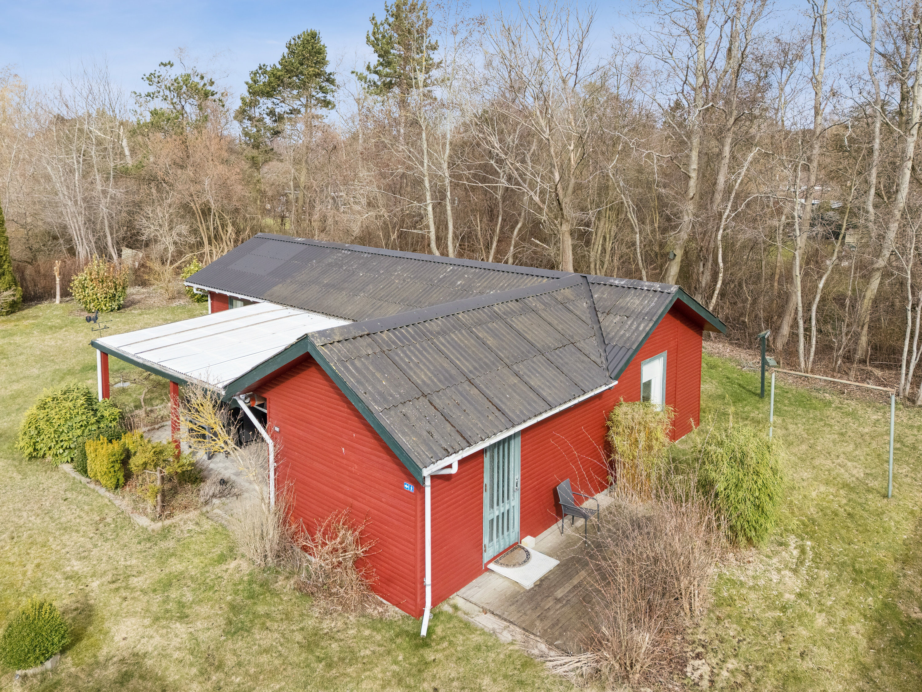 Fremhævet set fra haven billede i fuldskærmstilstand. Billede af Tjørnehaven 4, Lammefjorden, 4571 Grevinge