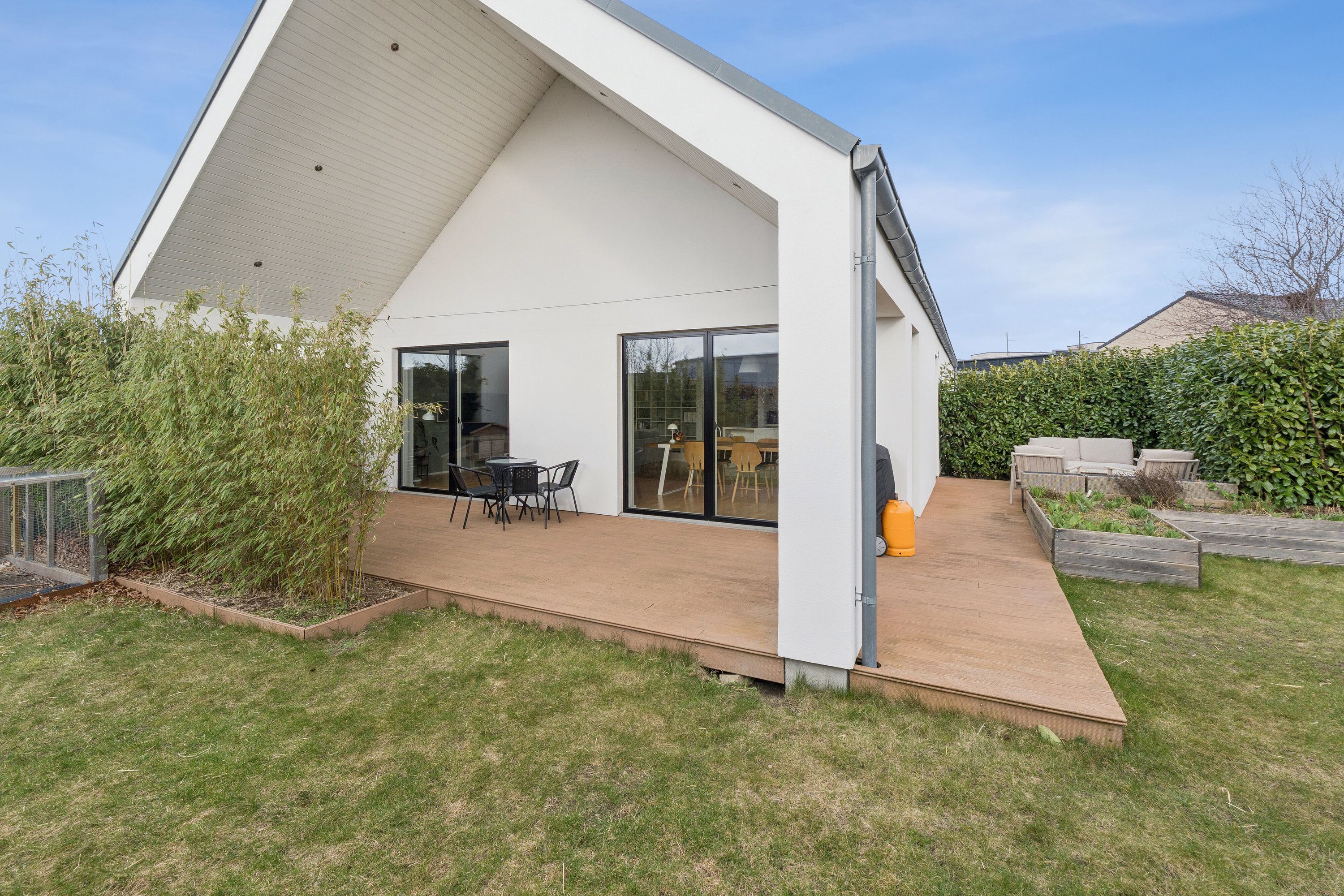 Fremhævet set fra haven billede i fuldskærmstilstand. Billede af Marken 5, Himmelev, 4000 Roskilde