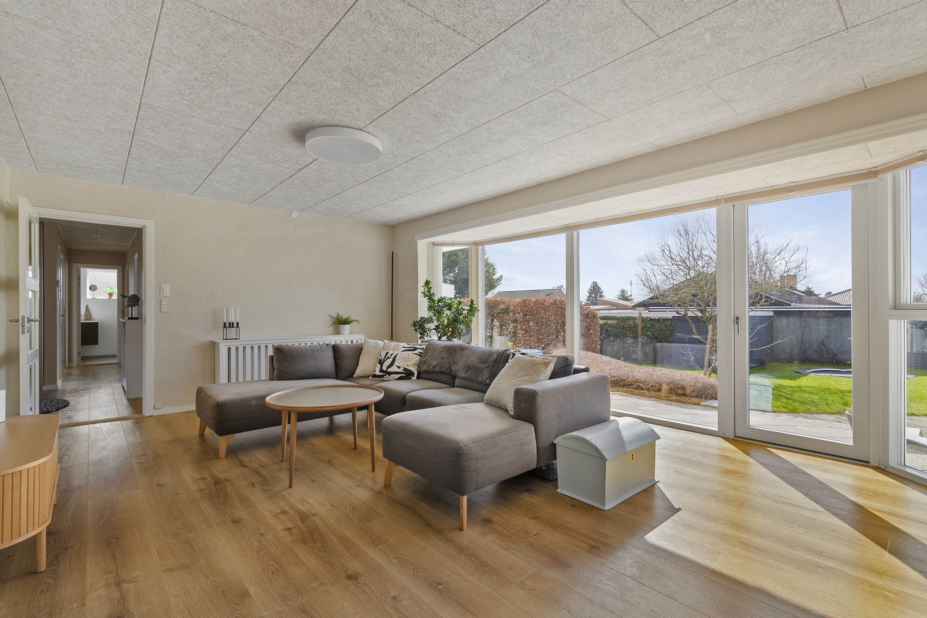 Fremhævet stue billede i fuldskærmstilstand. Billede af Toftegårdsvej 5, 8362 Hørning