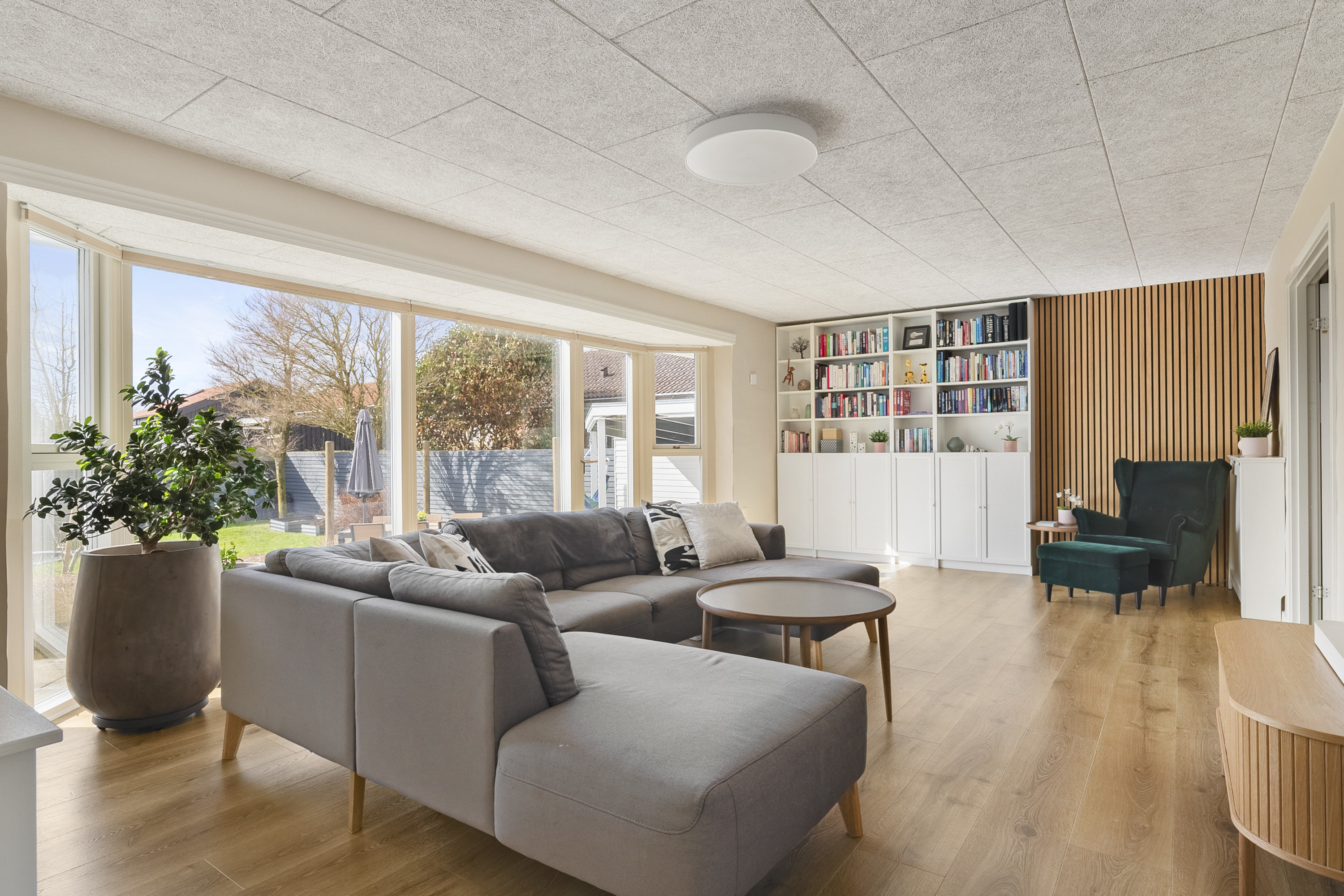 Fremhævet stue billede i fuldskærmstilstand. Billede af Toftegårdsvej 5, 8362 Hørning