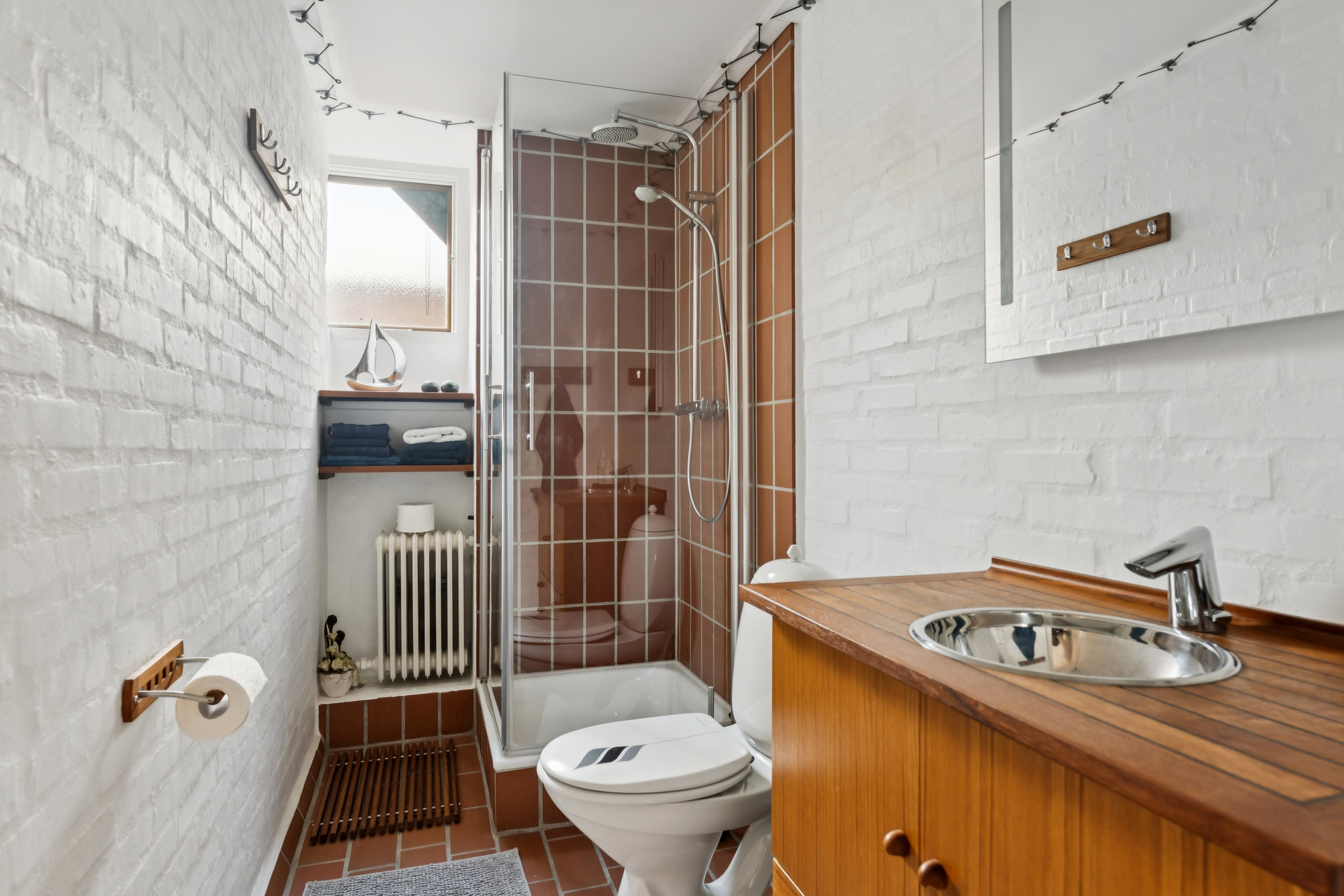 Fremhævet badeværelse billede i fuldskærmstilstand. Billede af Tebbestrupvej 19, 8940 Randers SV