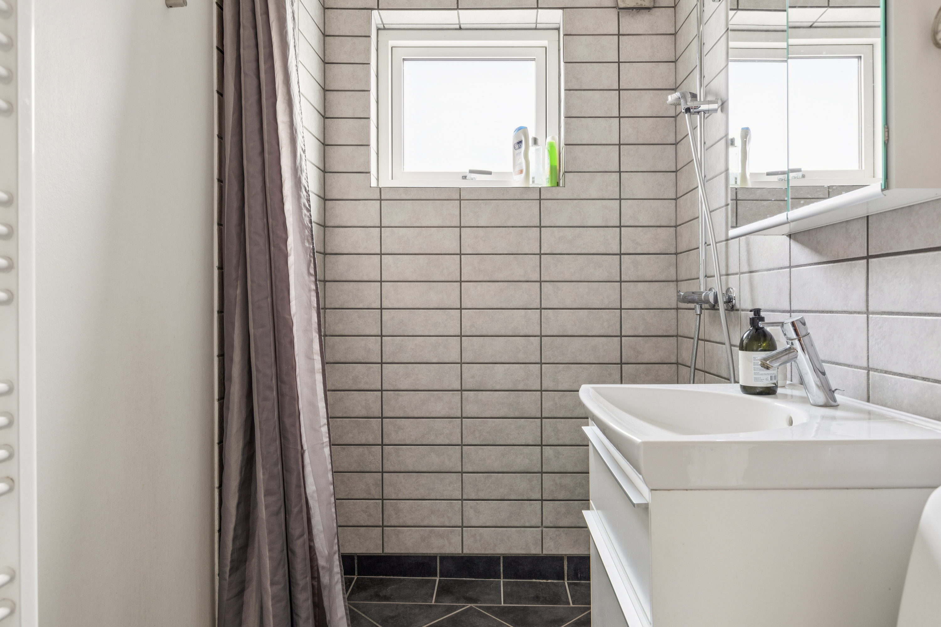 Fremhævet badeværelse billede i fuldskærmstilstand. Billede af Ny Hagestedvej 51, Ny Hagested, 4532 Gislinge