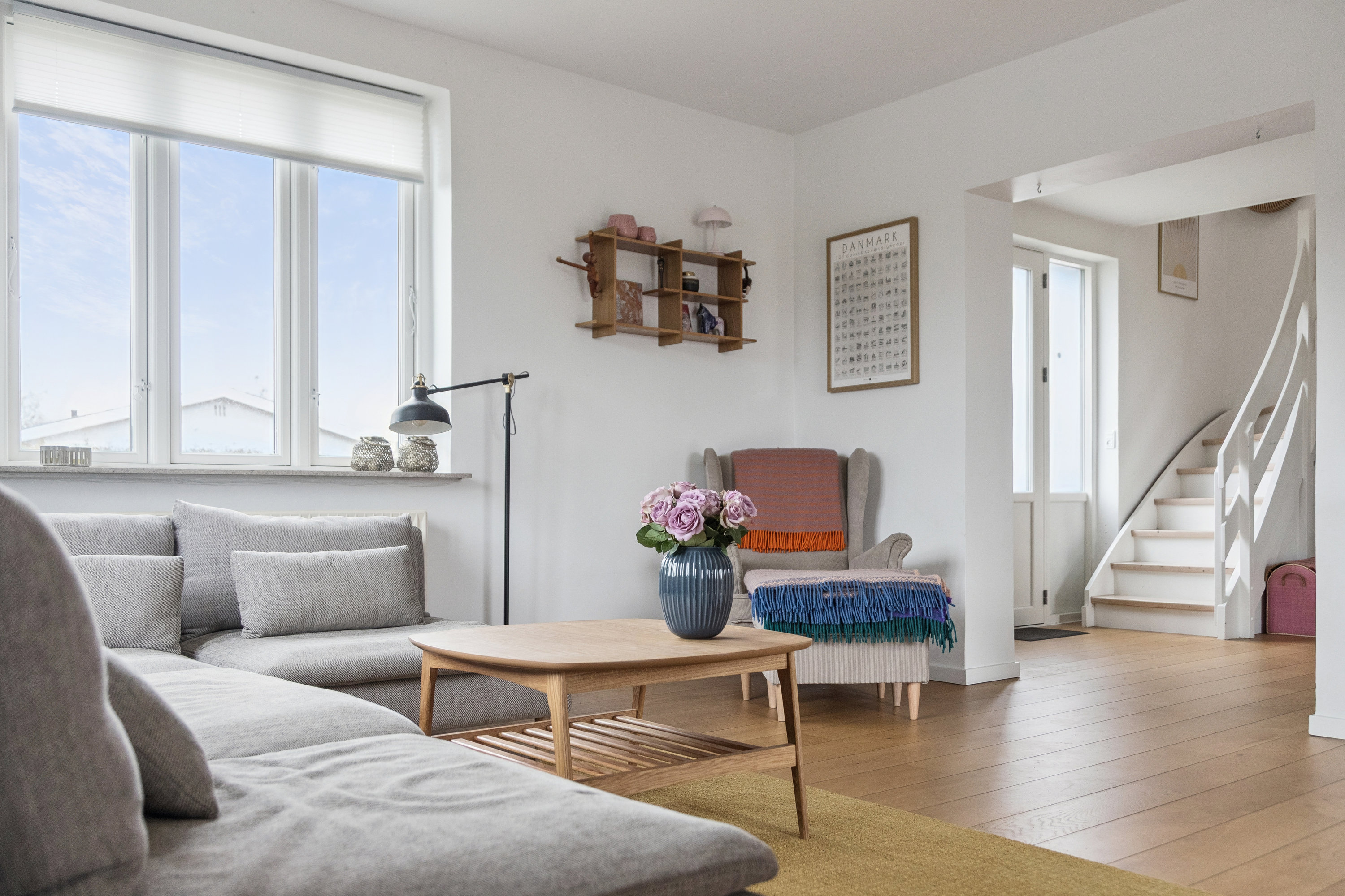 Fremhævet stue billede i fuldskærmstilstand. Billede af Vittrup Alle 16A, 2770 Kastrup