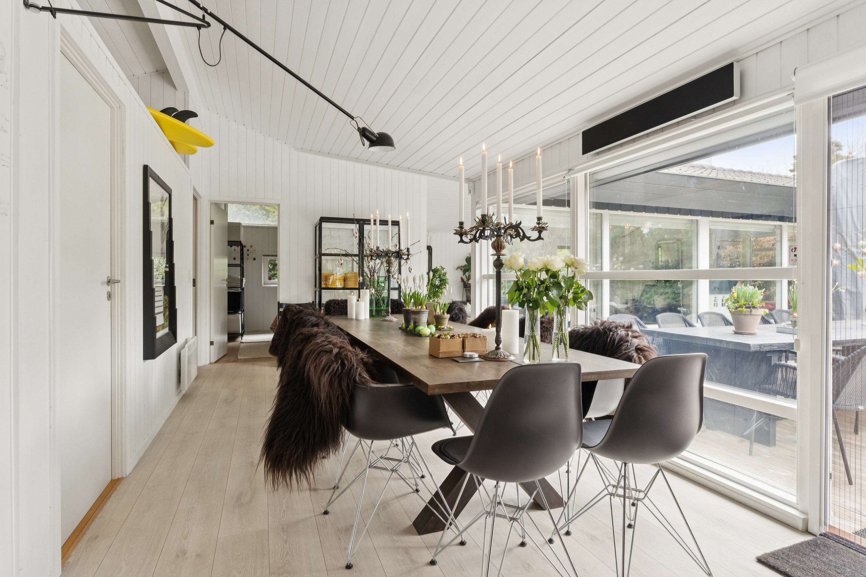 Fremhævet spisestue billede i fuldskærmstilstand. Billede af Lyngvej 6, 3100 Hornbæk