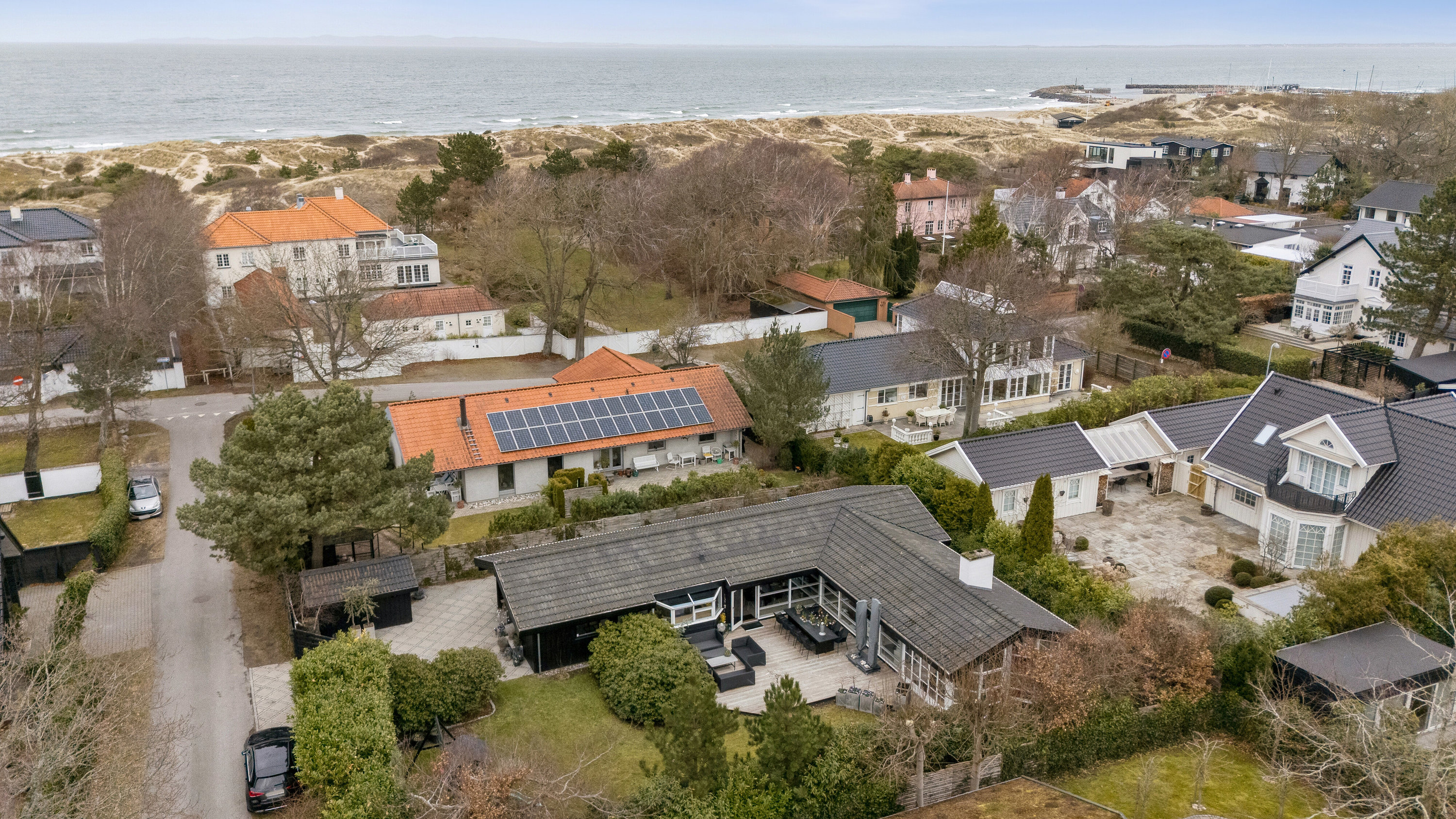 Fremhævet luftfoto billede i fuldskærmstilstand. Billede af Lyngvej 6, 3100 Hornbæk