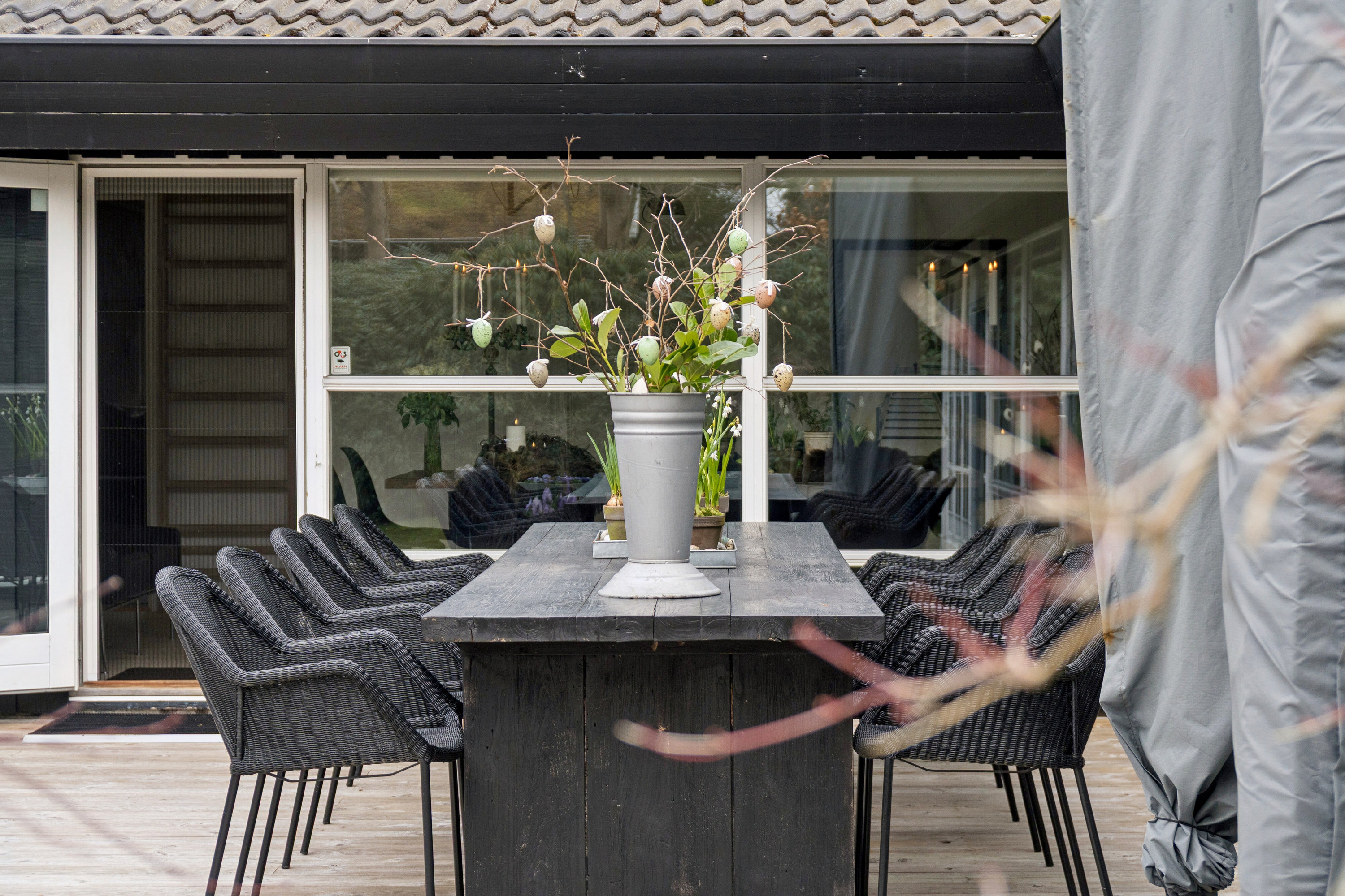 Fremhævet terrasse billede i fuldskærmstilstand. Billede af Lyngvej 6, 3100 Hornbæk