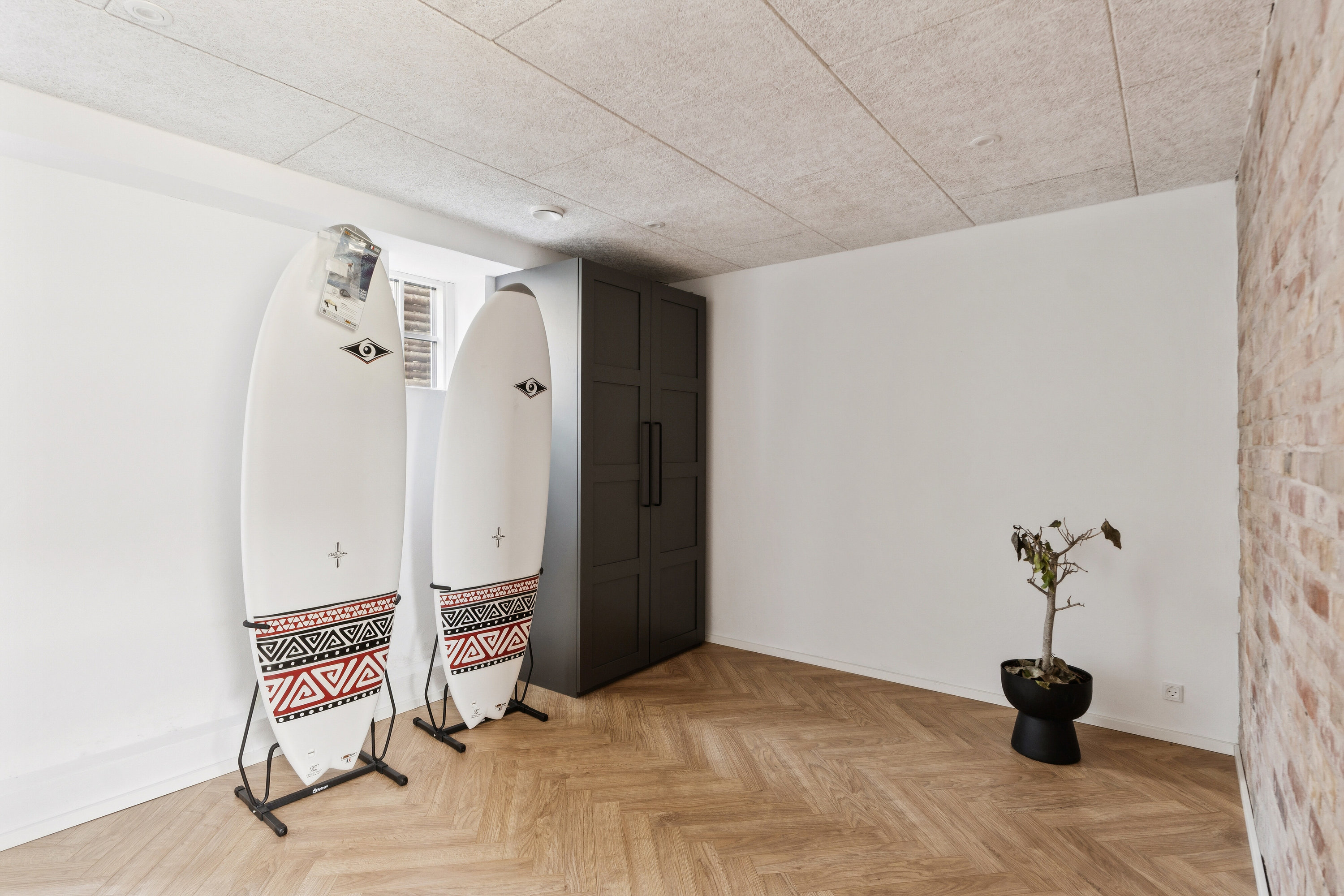 Fremhævet indendørs billede i fuldskærmstilstand. Billede af Paxvej 7, 9830 Tårs