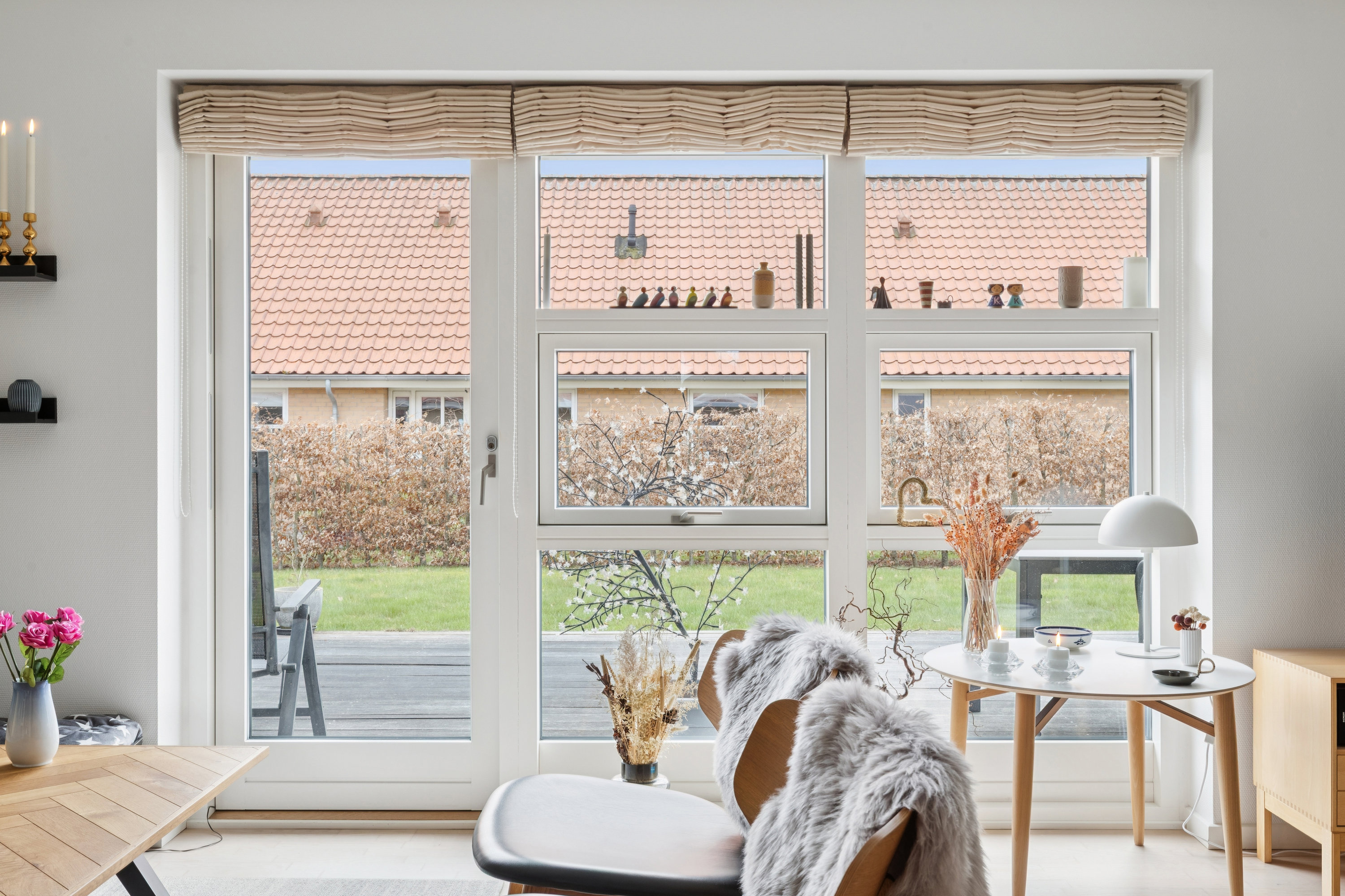 Fremhævet stue billede i fuldskærmstilstand. Billede af Ellekilde 11, 2635 Ishøj