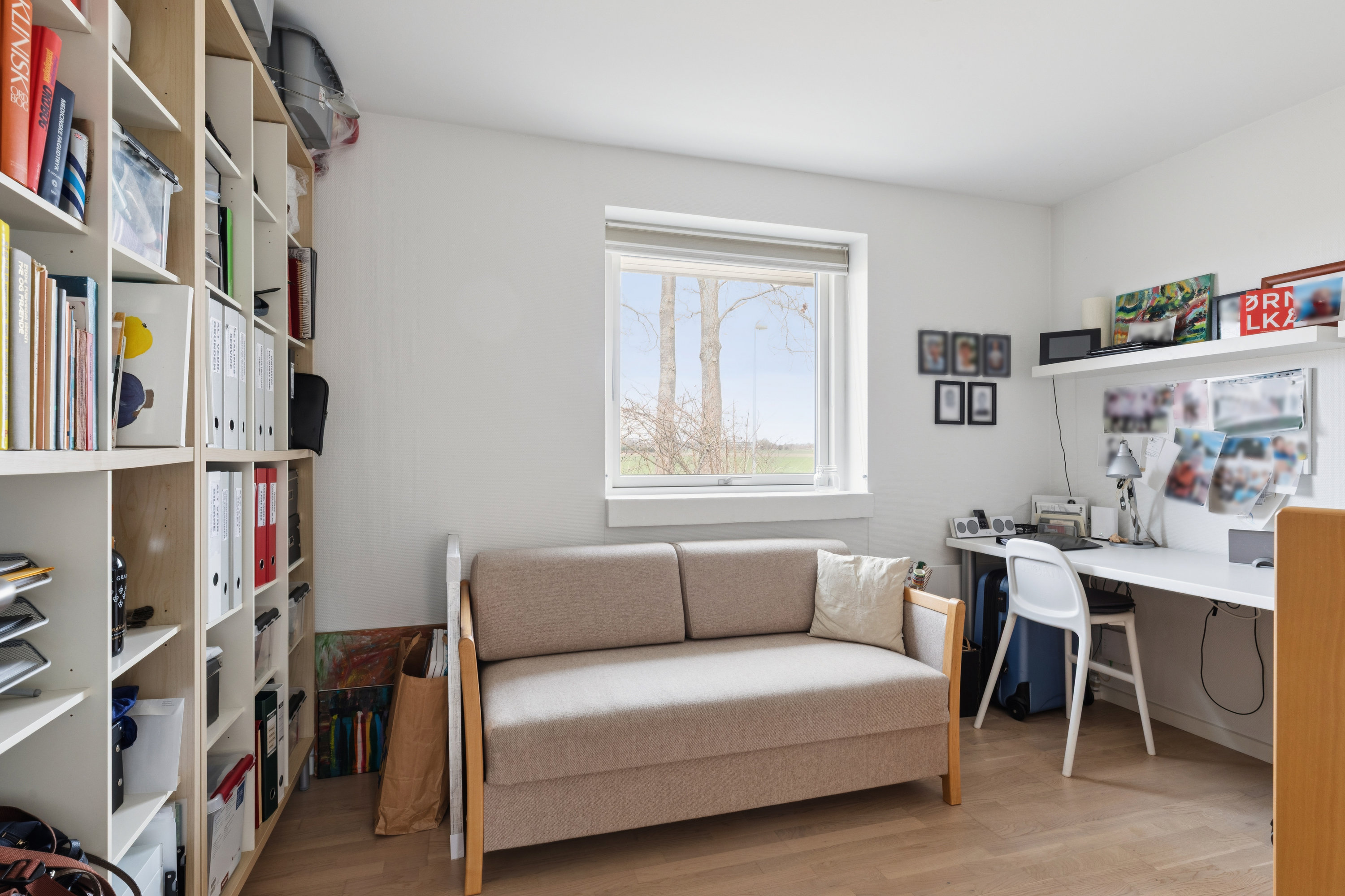 Fremhævet værelse billede i fuldskærmstilstand. Billede af Ellekilde 11, 2635 Ishøj