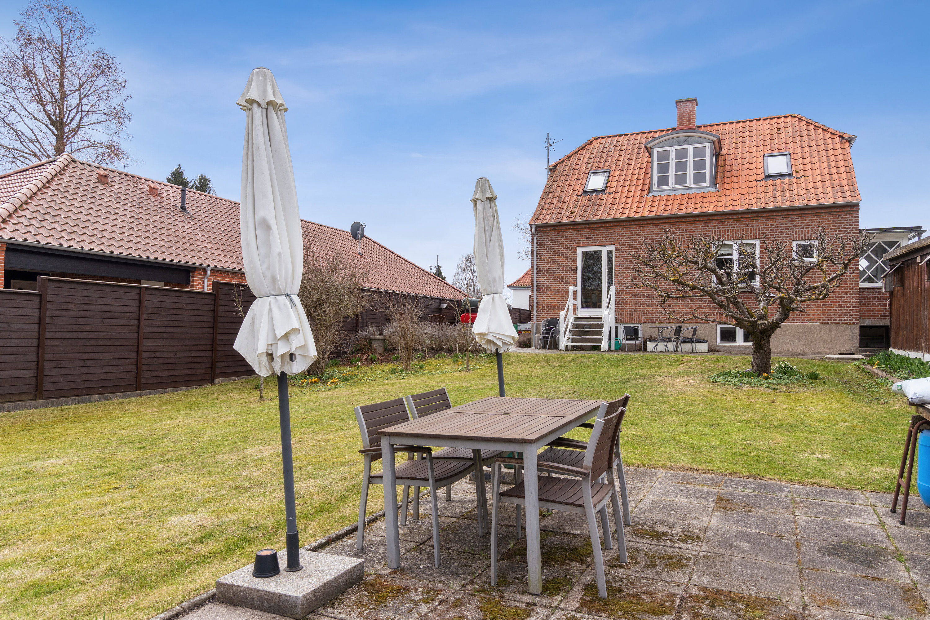 Fremhævet terrasse billede i fuldskærmstilstand. Billede af Violvej 7, 2600 Glostrup