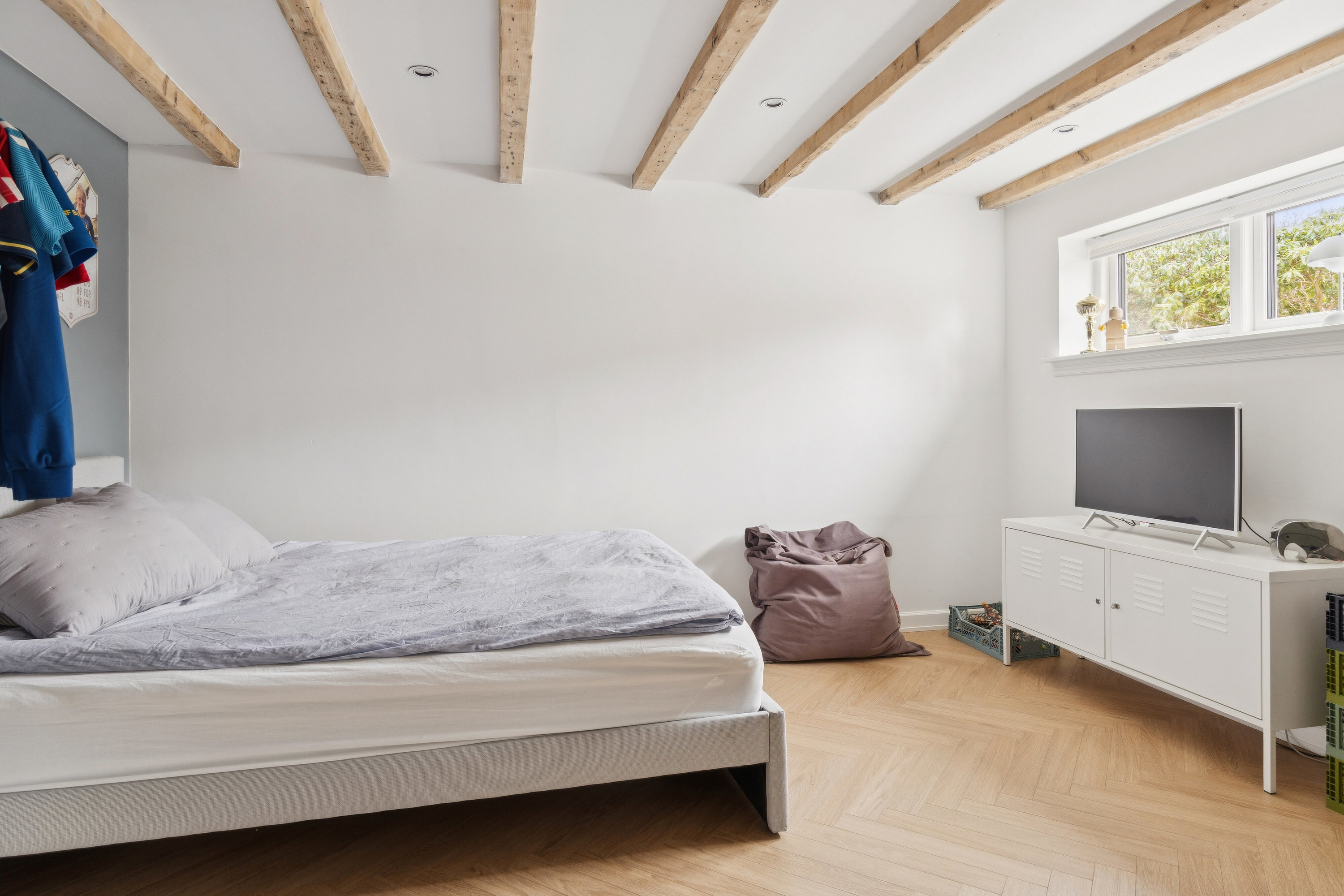 Fremhævet soveværelse billede i fuldskærmstilstand. Billede af Spurvevej 20, 2600 Glostrup