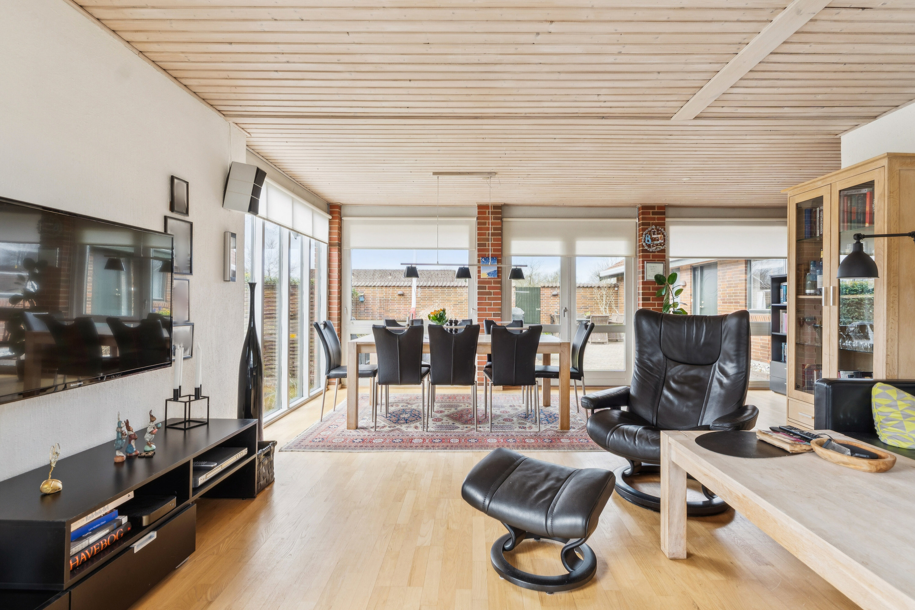 Fremhævet stue billede i fuldskærmstilstand. Billede af Glentevej 16, 7430 Ikast