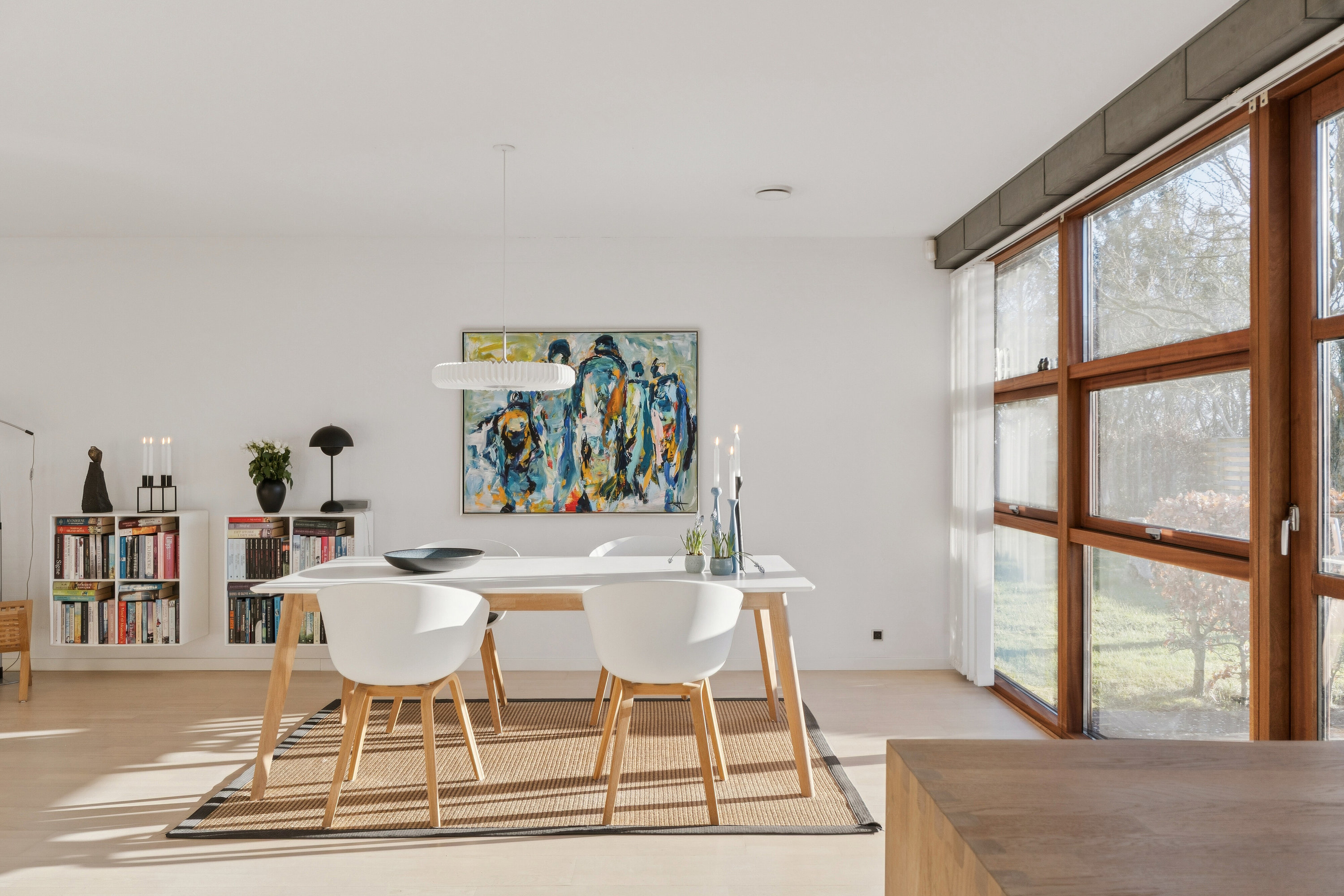 Fremhævet spisestue billede i fuldskærmstilstand. Billede af Fuglekongevej 8, 9800 Hjørring